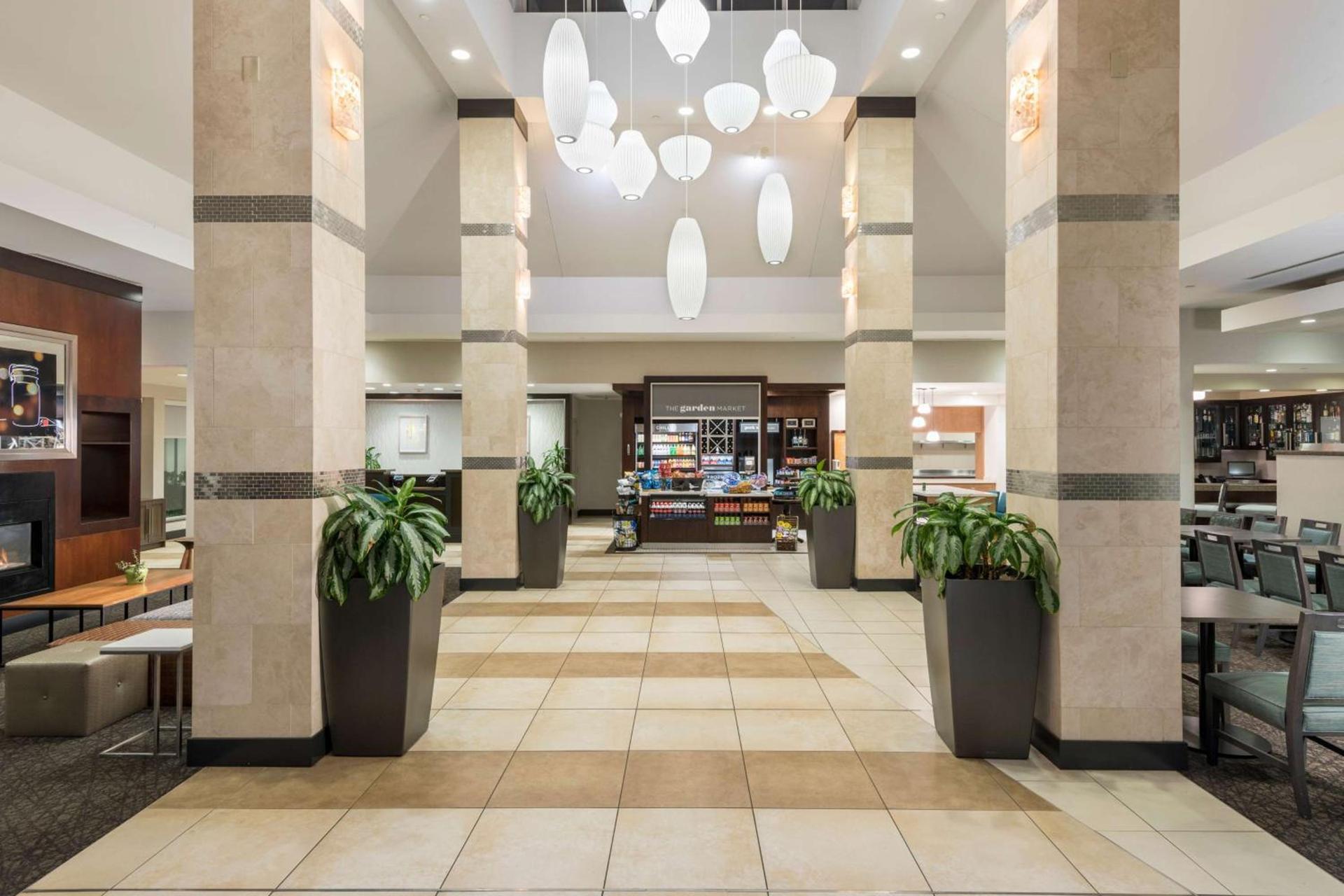 Hilton Garden Inn Silver Spring White Oak photo 11