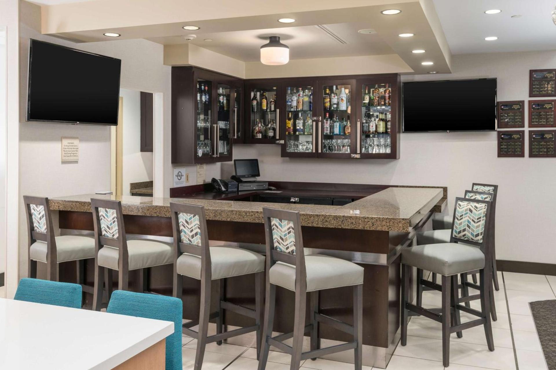 Hilton Garden Inn Silver Spring White Oak photo 34