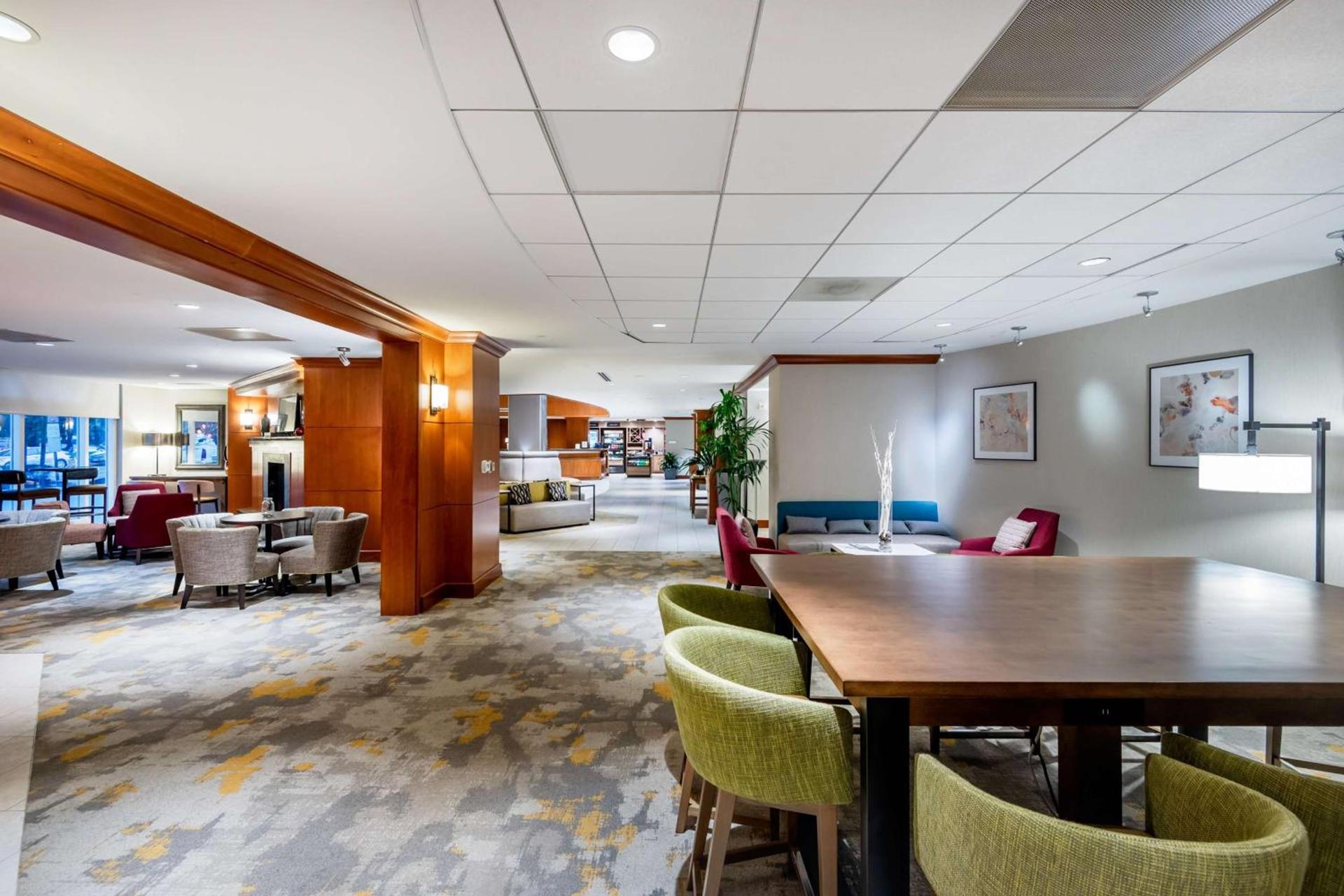 Hilton Garden Inn Tysons Corner photo 13