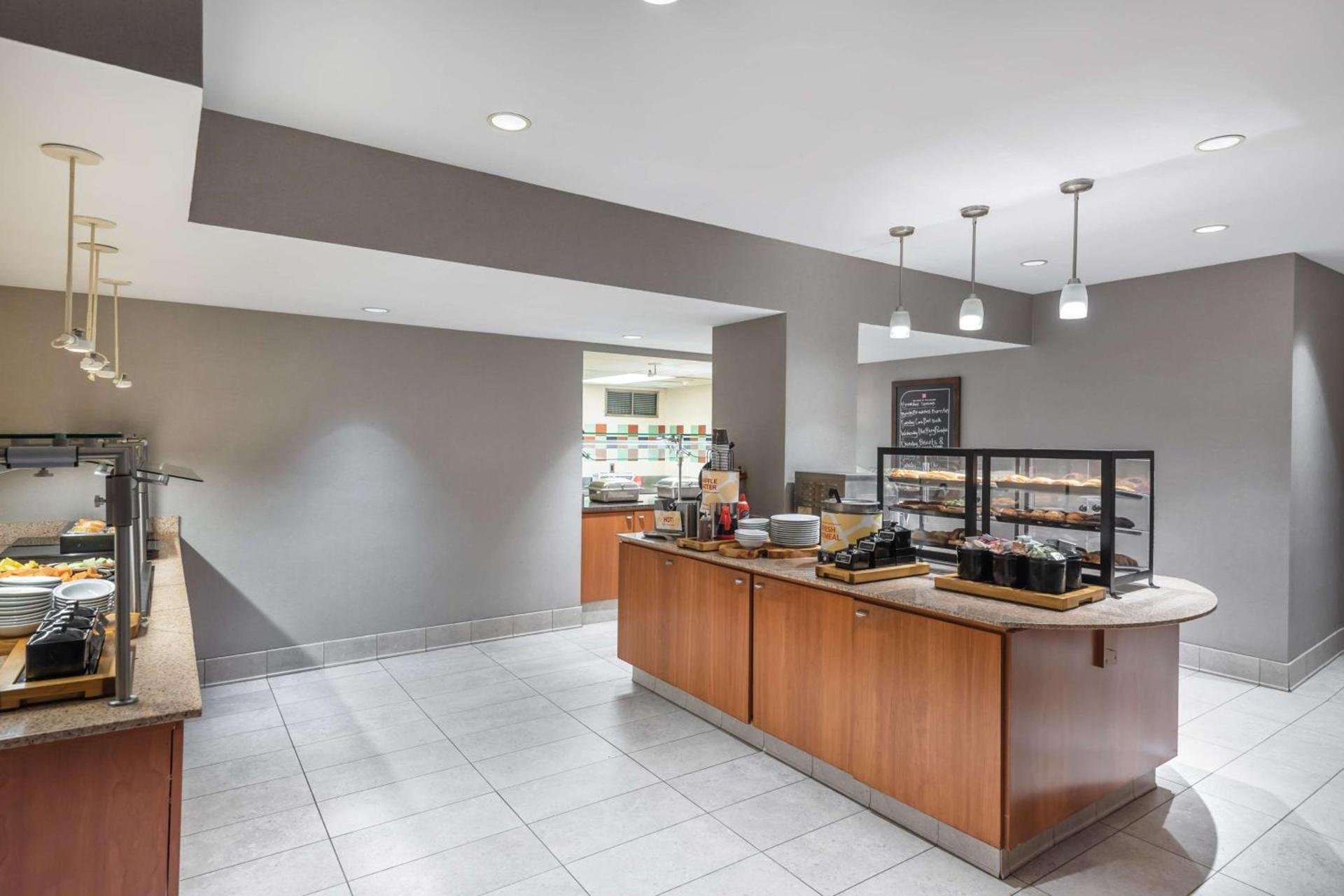 Hilton Garden Inn Tysons Corner photo 11
