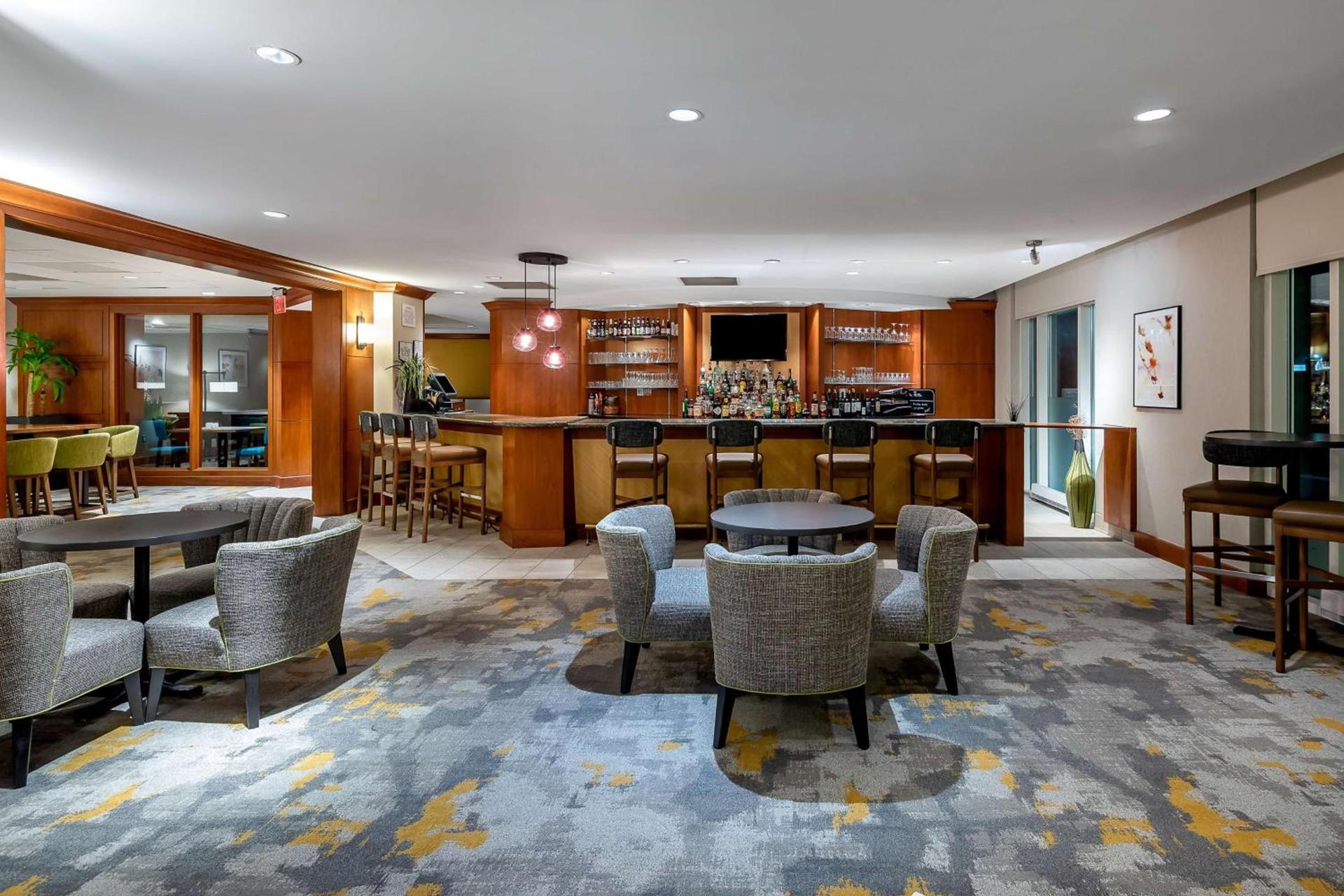 Hilton Garden Inn Tysons Corner photo 16