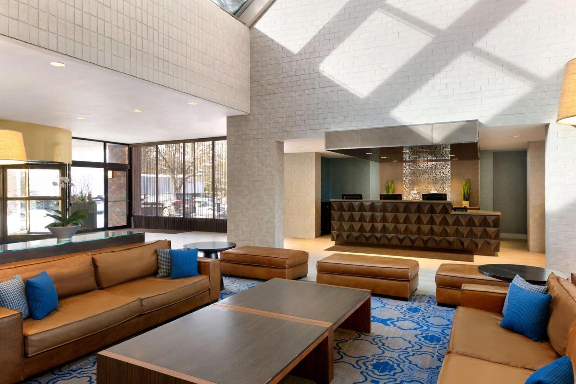 Hilton Boston Dedham photo 3