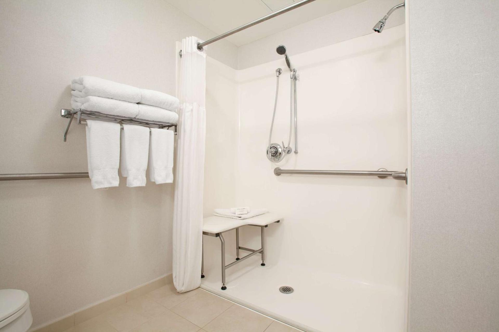 Hilton Boston Dedham photo 15