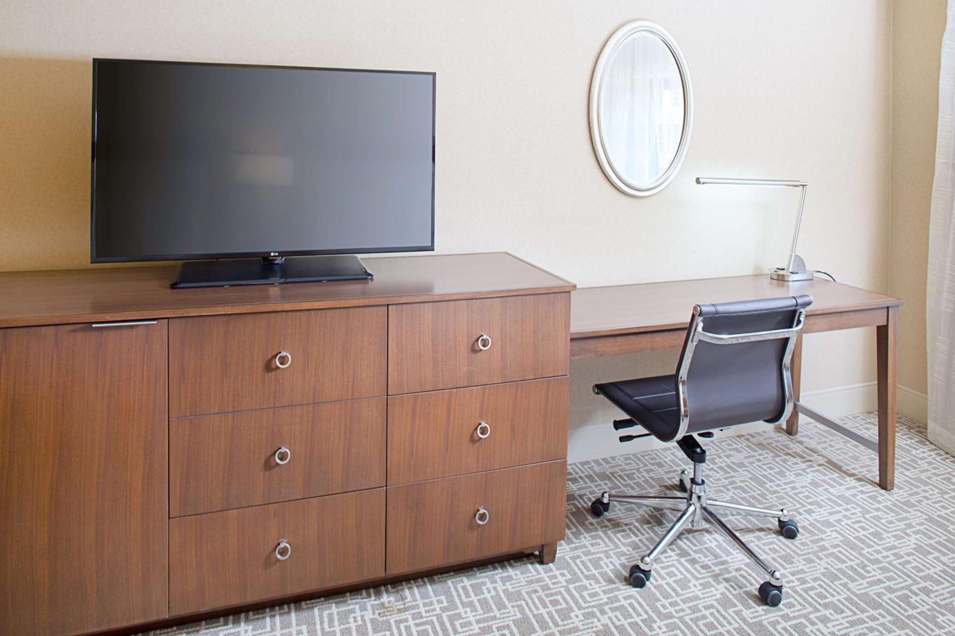 Hilton Boston Dedham photo 23