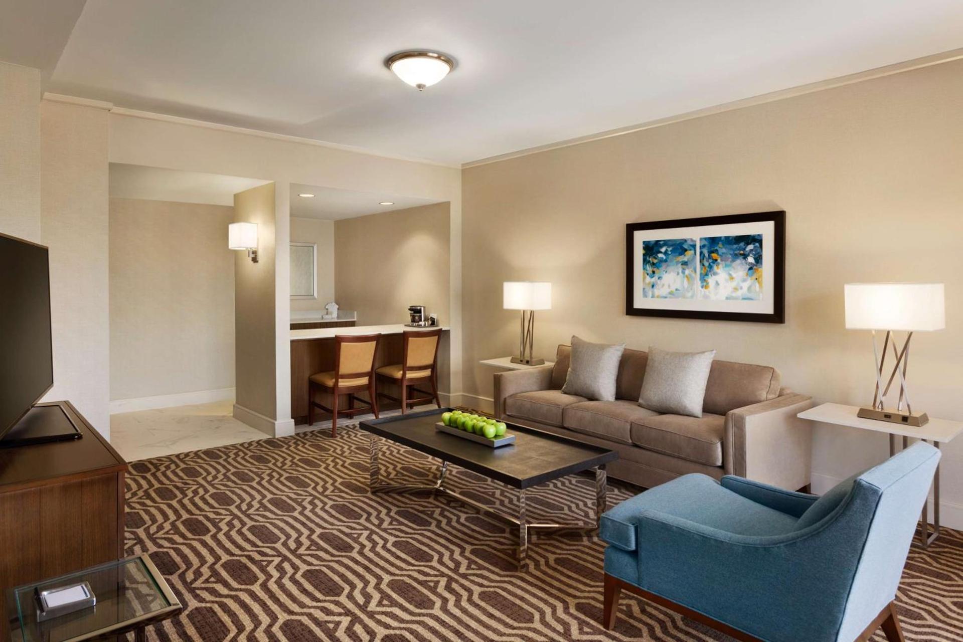 Hilton Boston Dedham photo 39