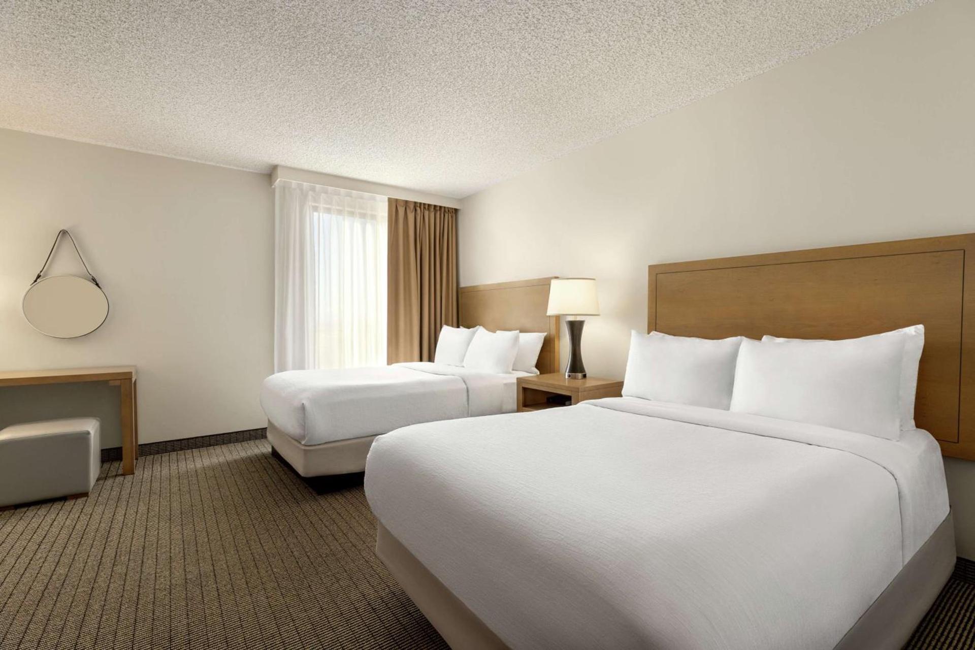 Embassy Suites by Hilton Denver International Airport photo 29
