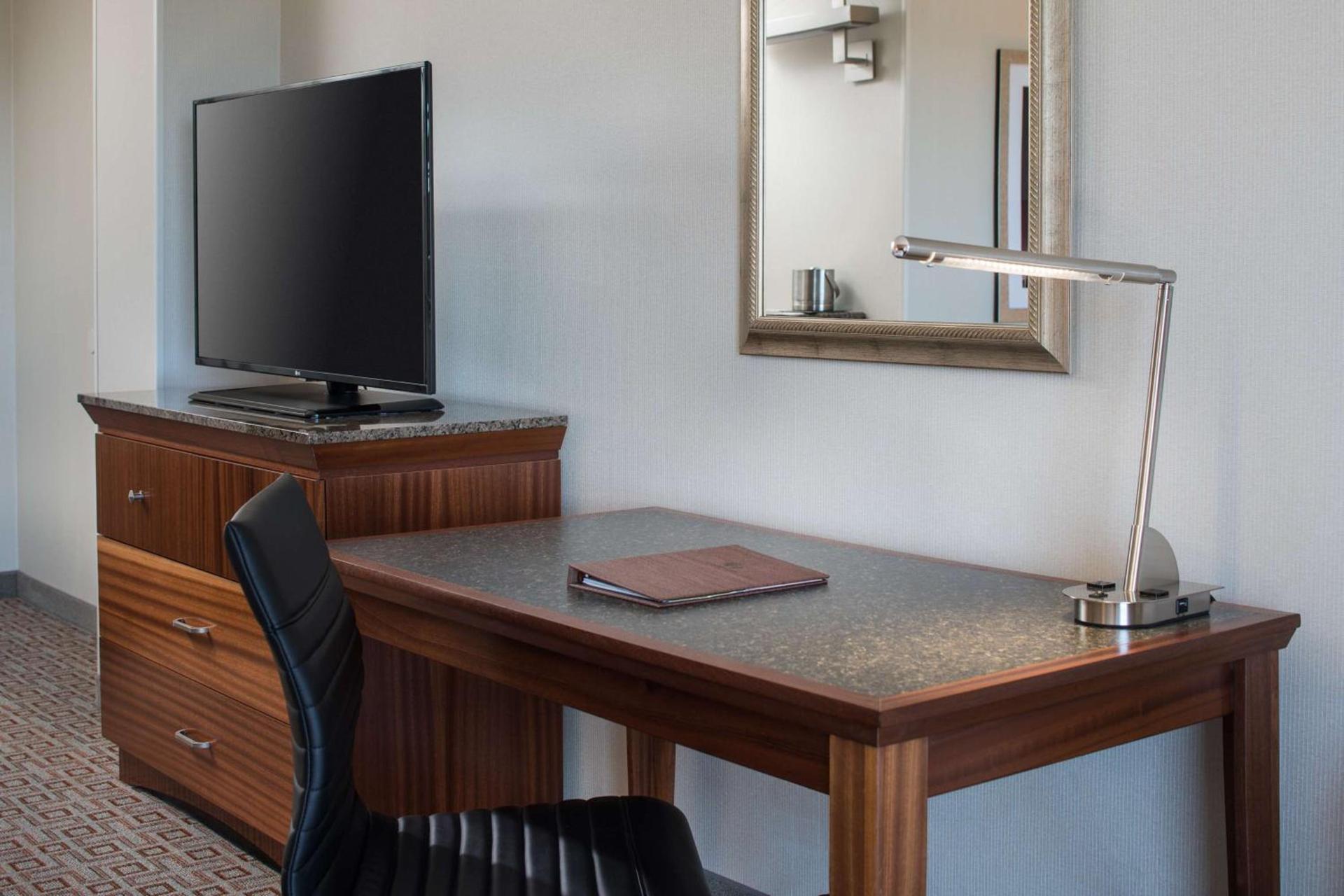 DoubleTree by Hilton Denver Tech photo 27