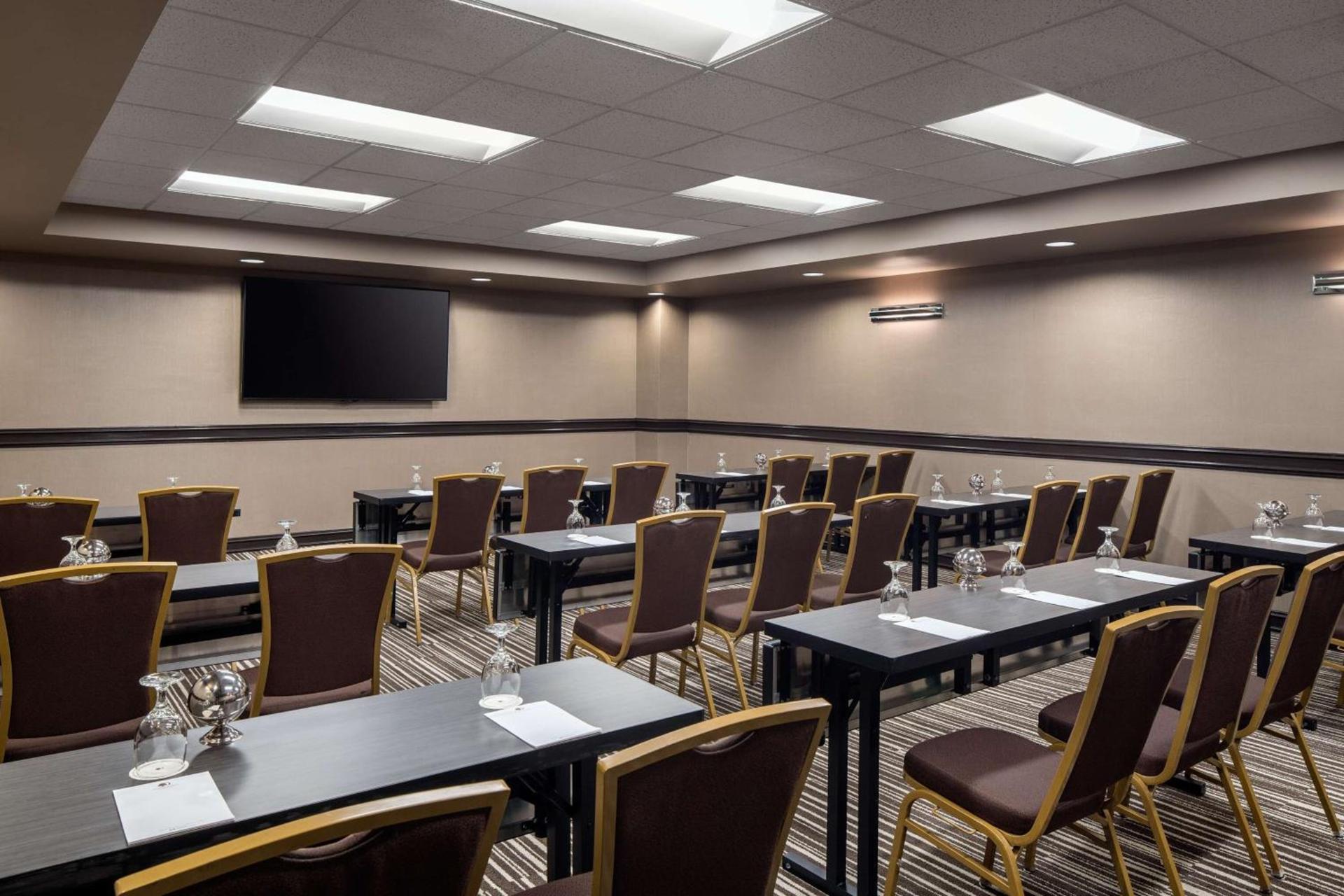 DoubleTree by Hilton Denver Tech photo 47