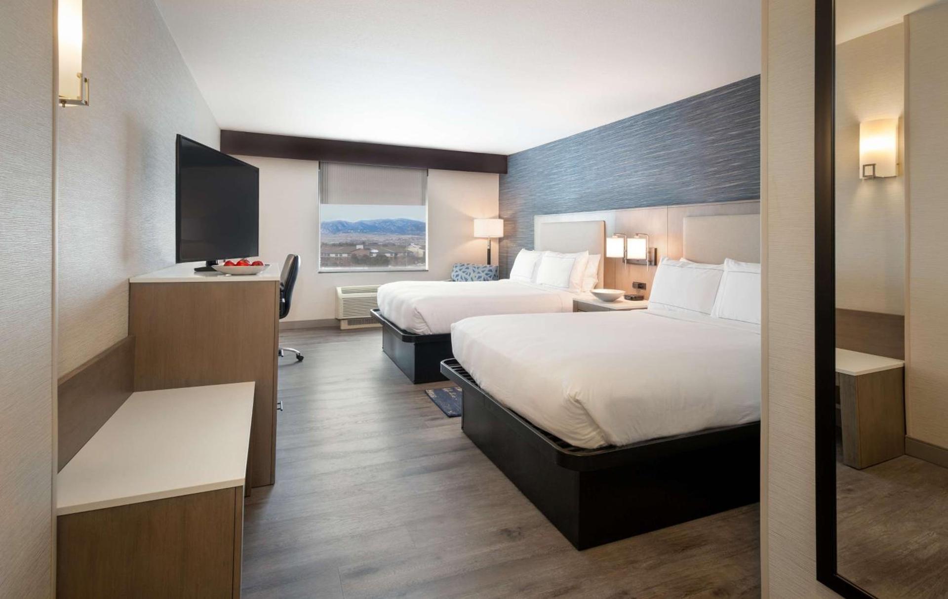 DoubleTree by Hilton Hotel Denver - Thornton photo 18