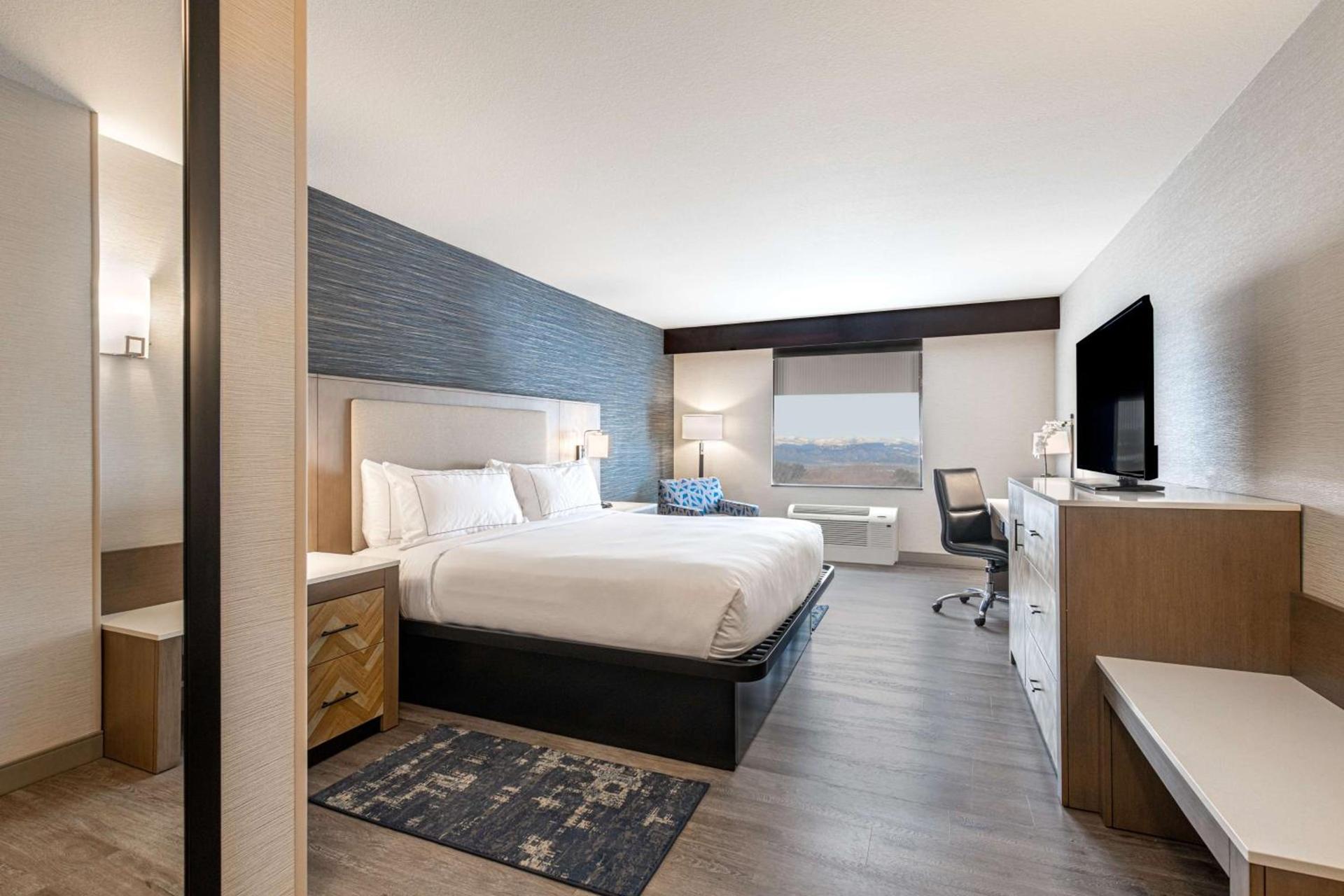 DoubleTree by Hilton Hotel Denver - Thornton photo 30