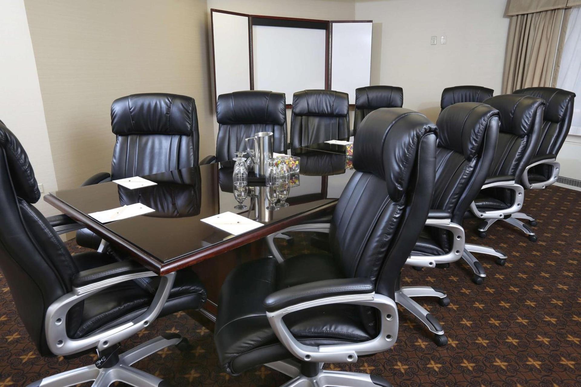 DoubleTree by Hilton Hotel Denver - Thornton photo 38