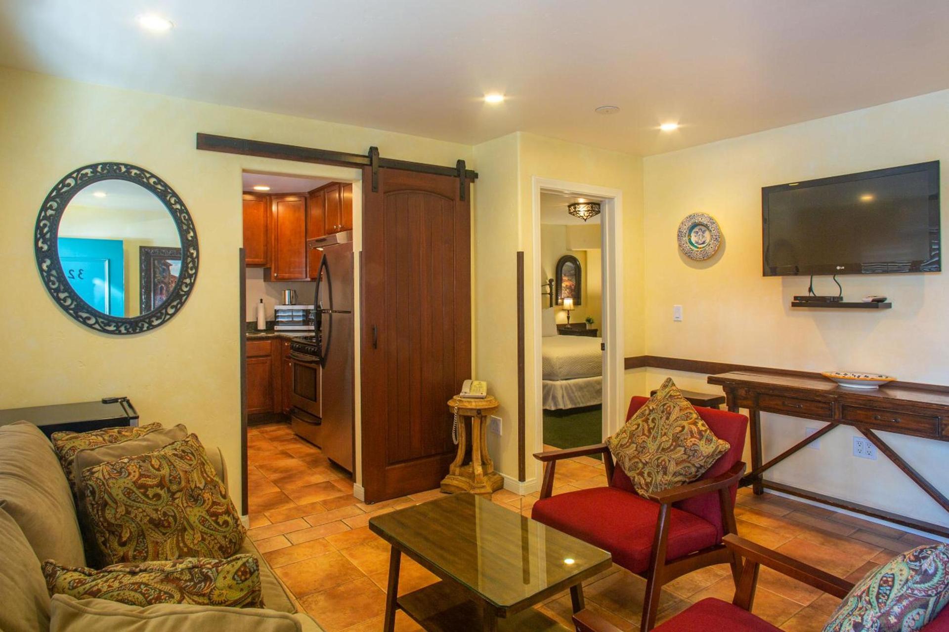 Castillo Inn at the Beach photo 14