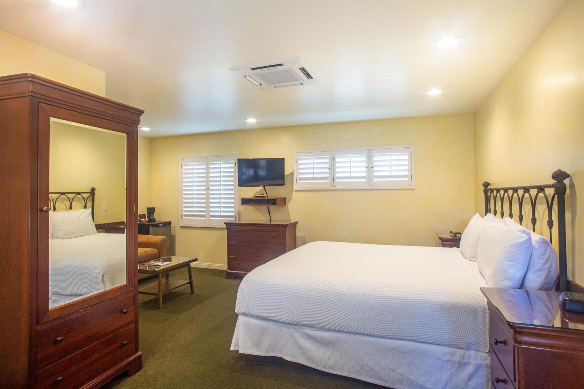 Castillo Inn at the Beach photo 4