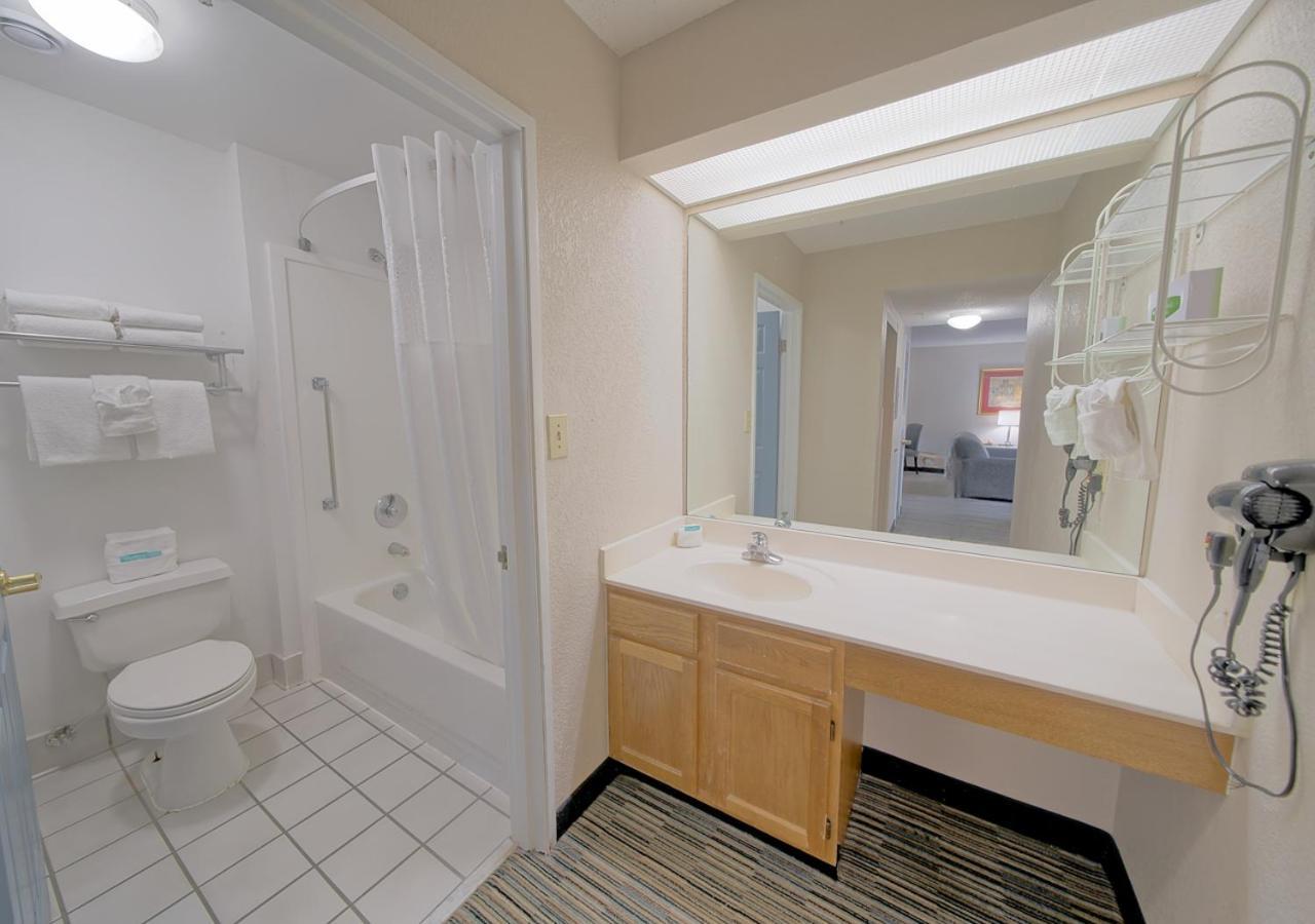 All Season Suites photo 44