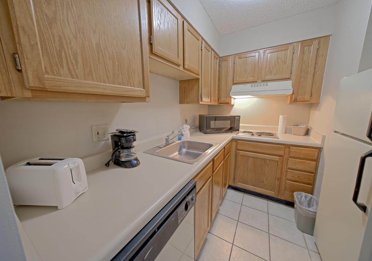 All Season Suites photo 49