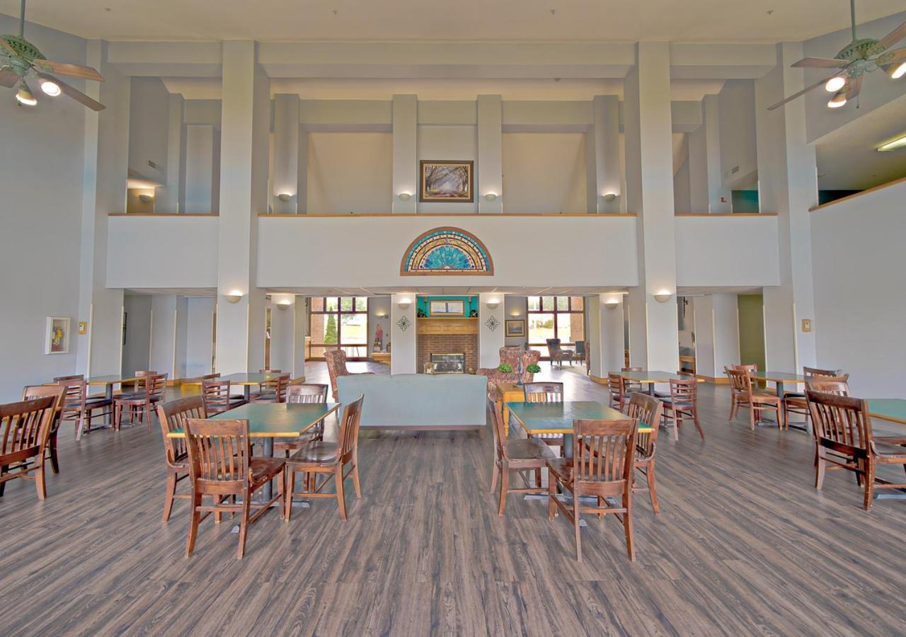 All Season Suites photo 63