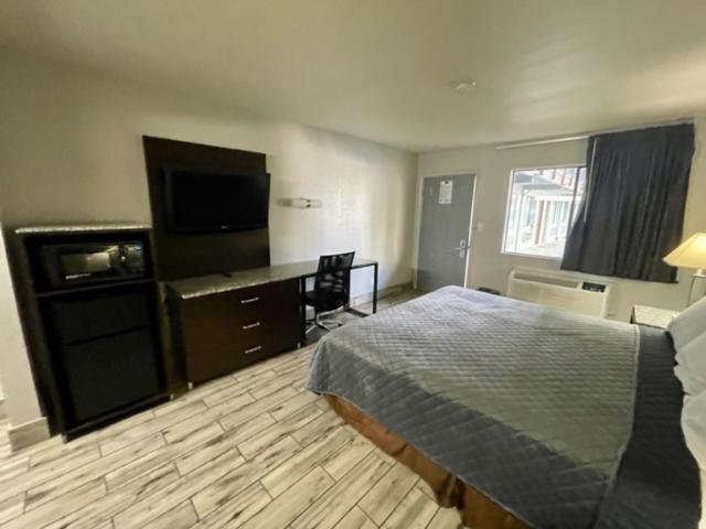 Western Inn Marietta photo 2