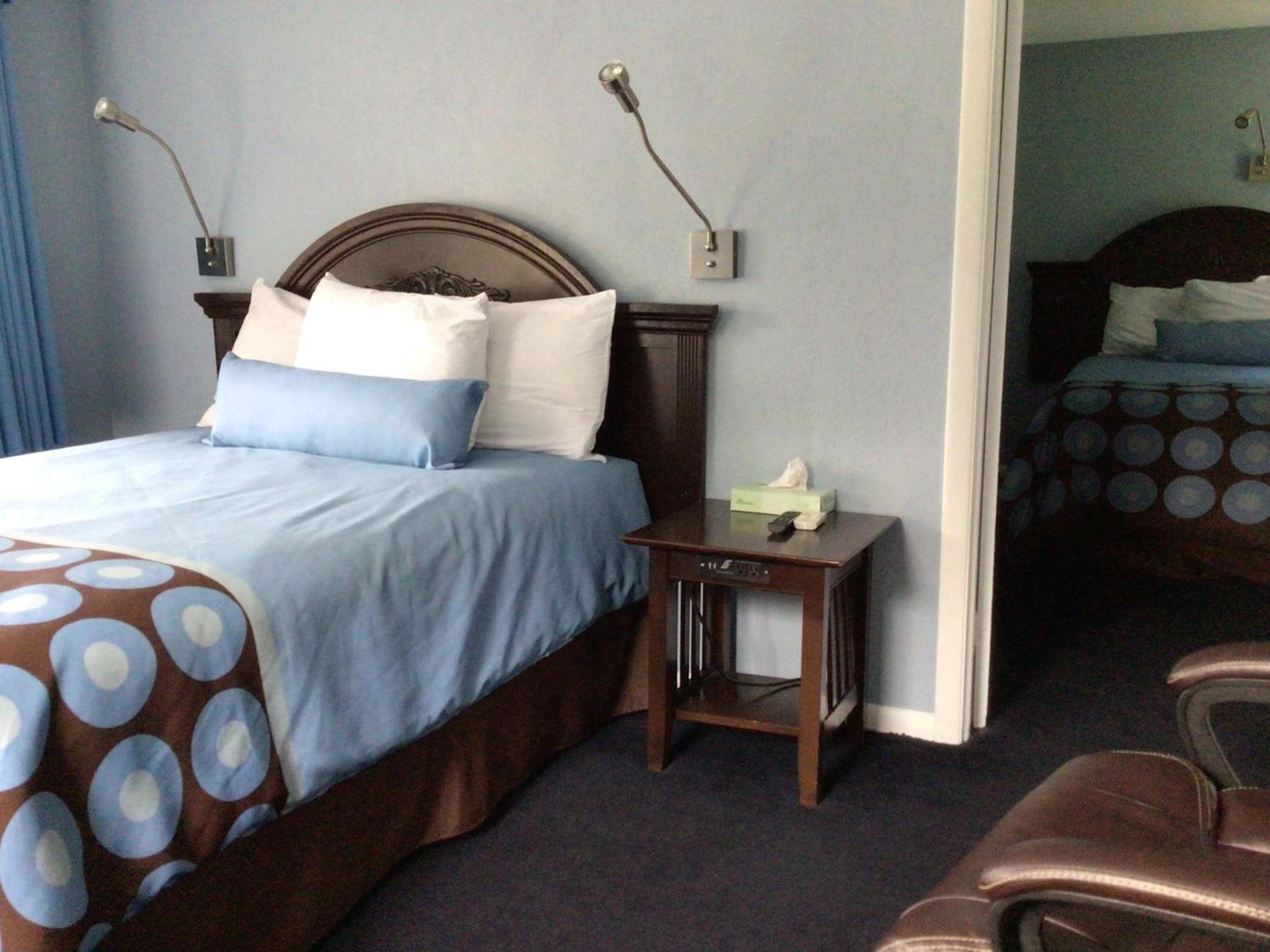 Hitching Post Motel photo 41