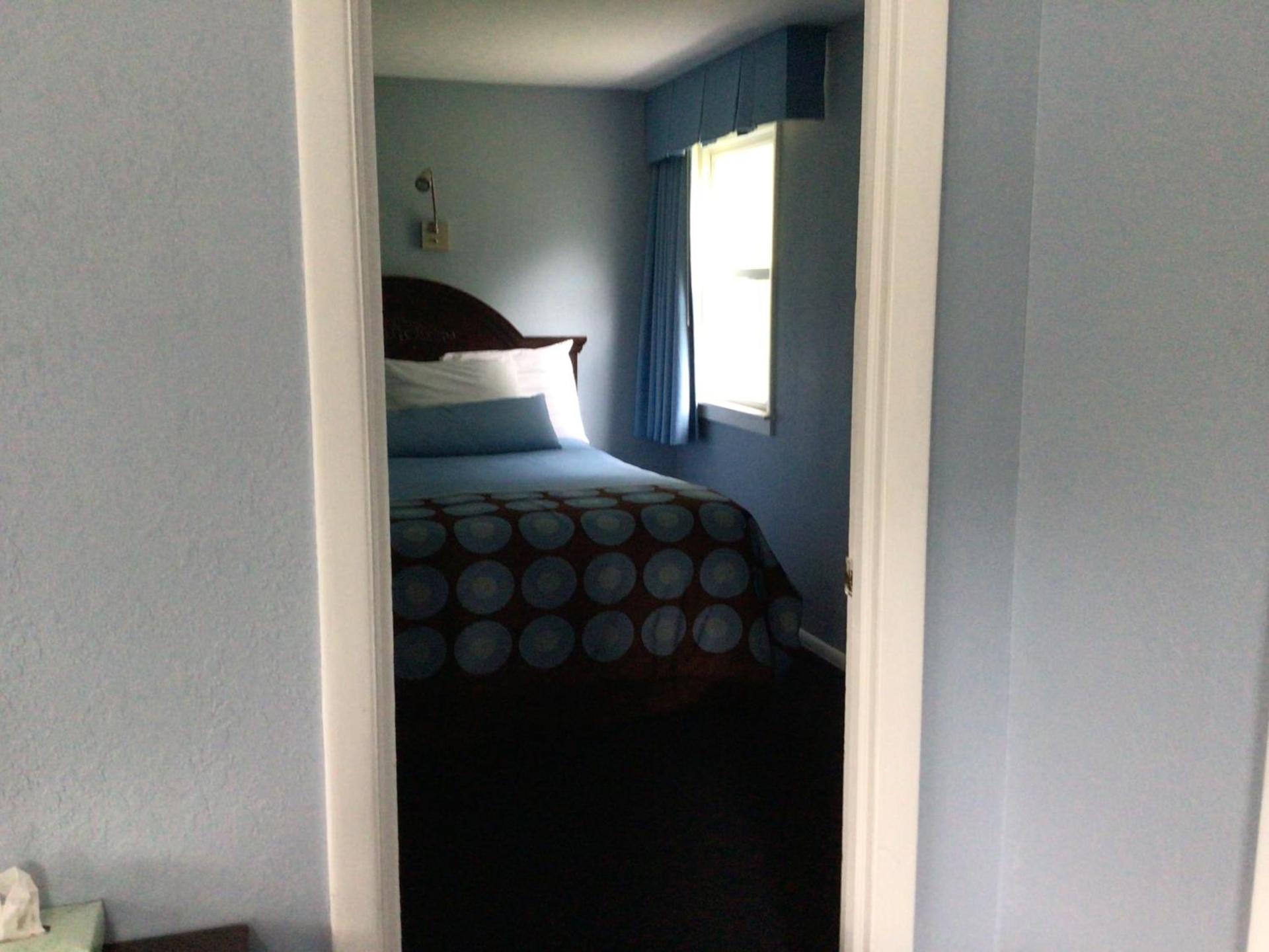 Hitching Post Motel photo 46