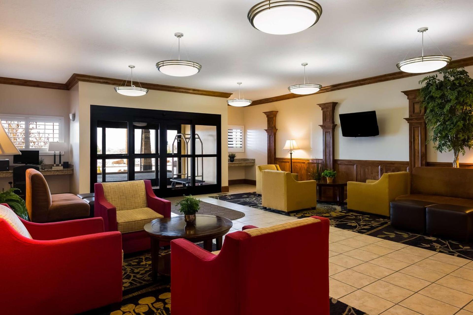 Best Western Plus Landmark Hotel photo 53