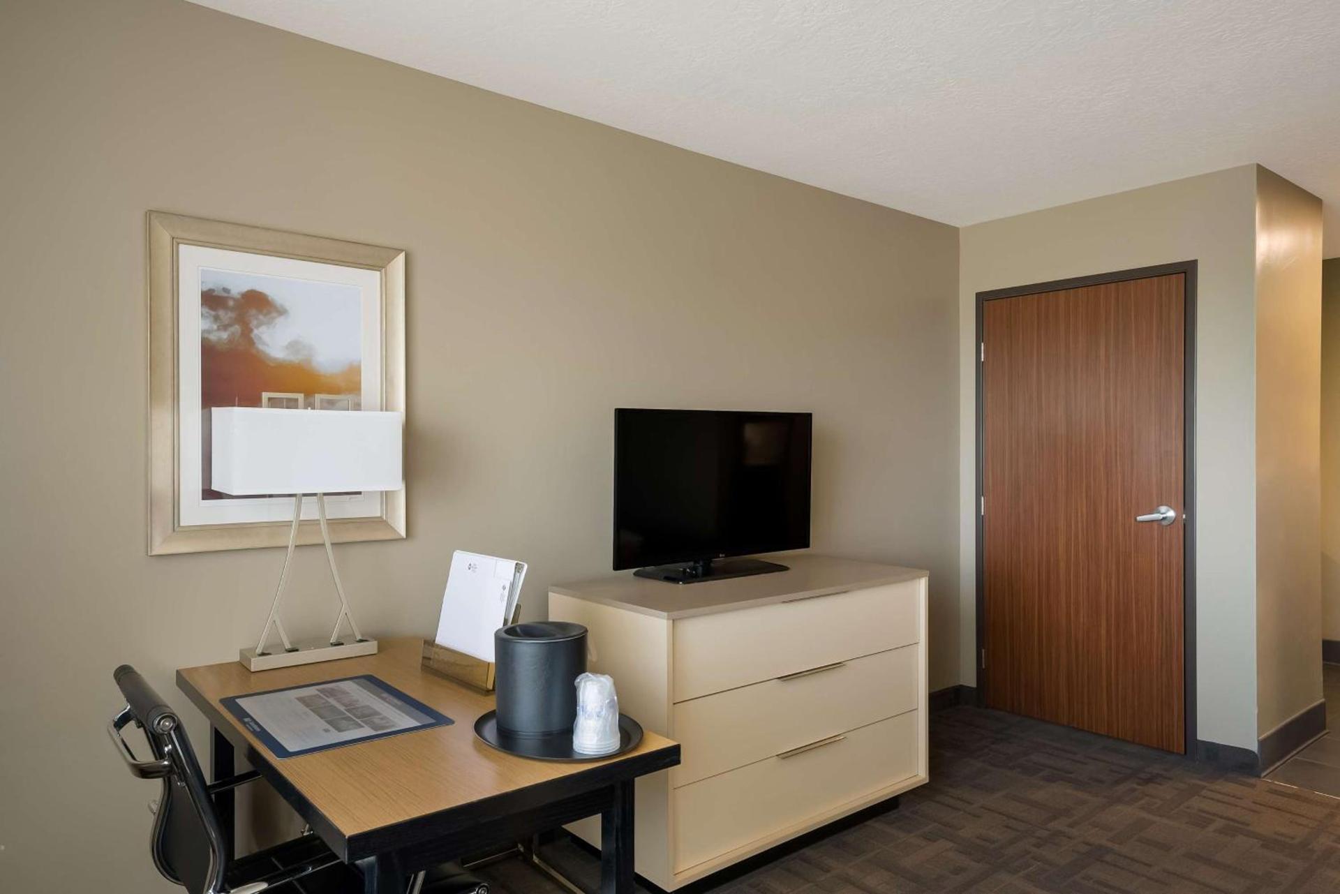 Best Western Plus Landmark Hotel photo 15