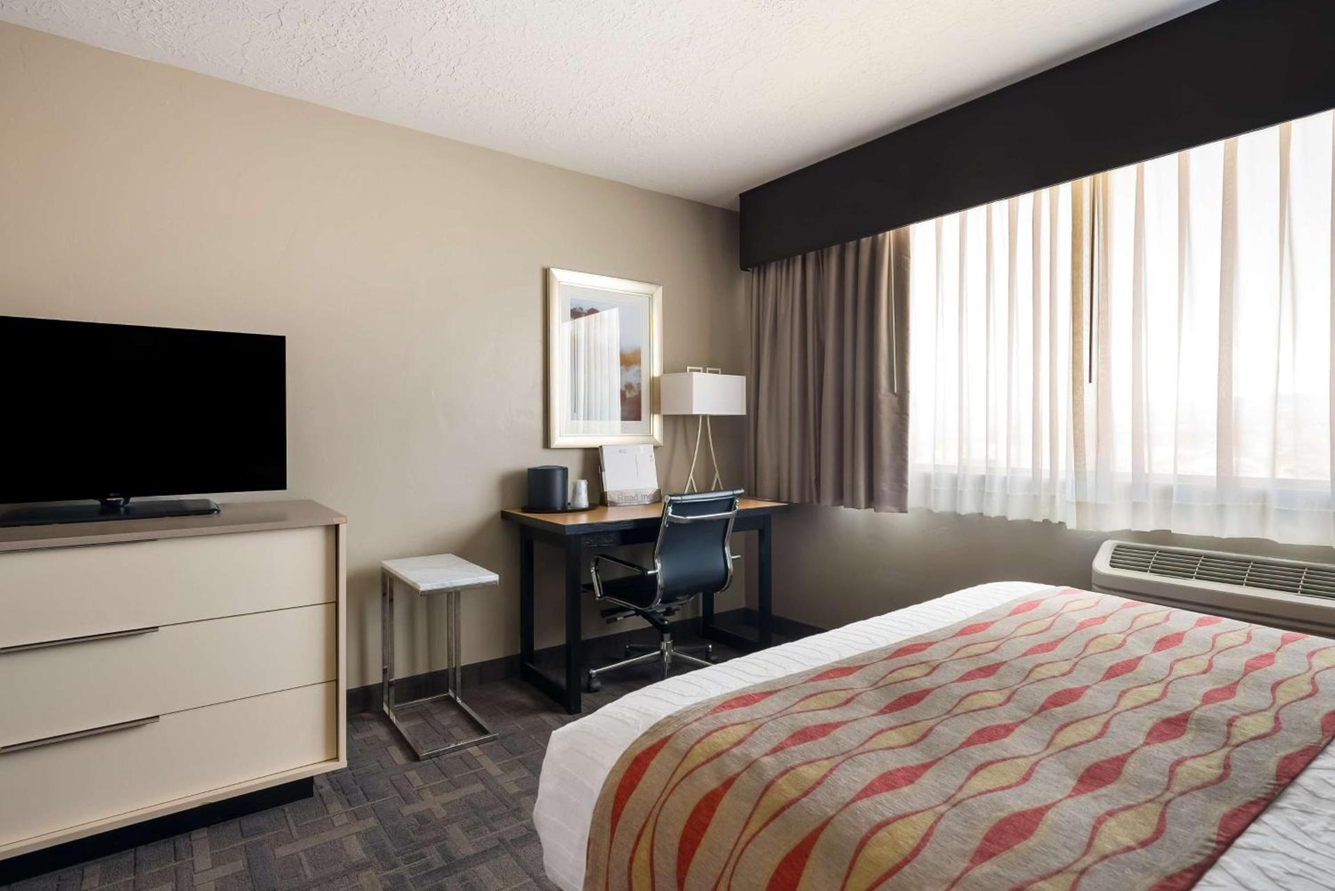 Best Western Plus Landmark Hotel photo 18