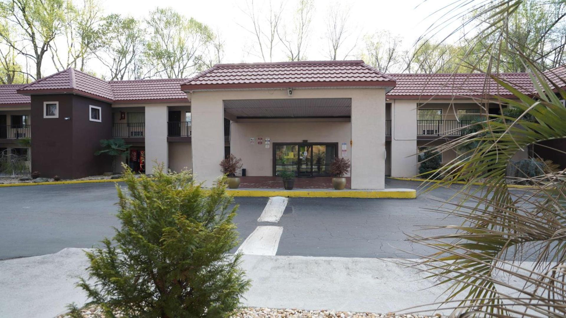 Motel 6 Atlanta GA Atlanta Airport East photo 4