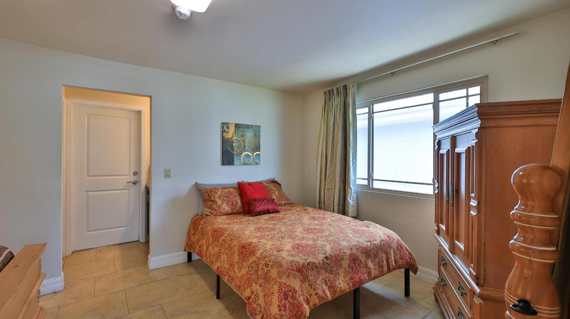 Driftwood Beach Motel photo 27