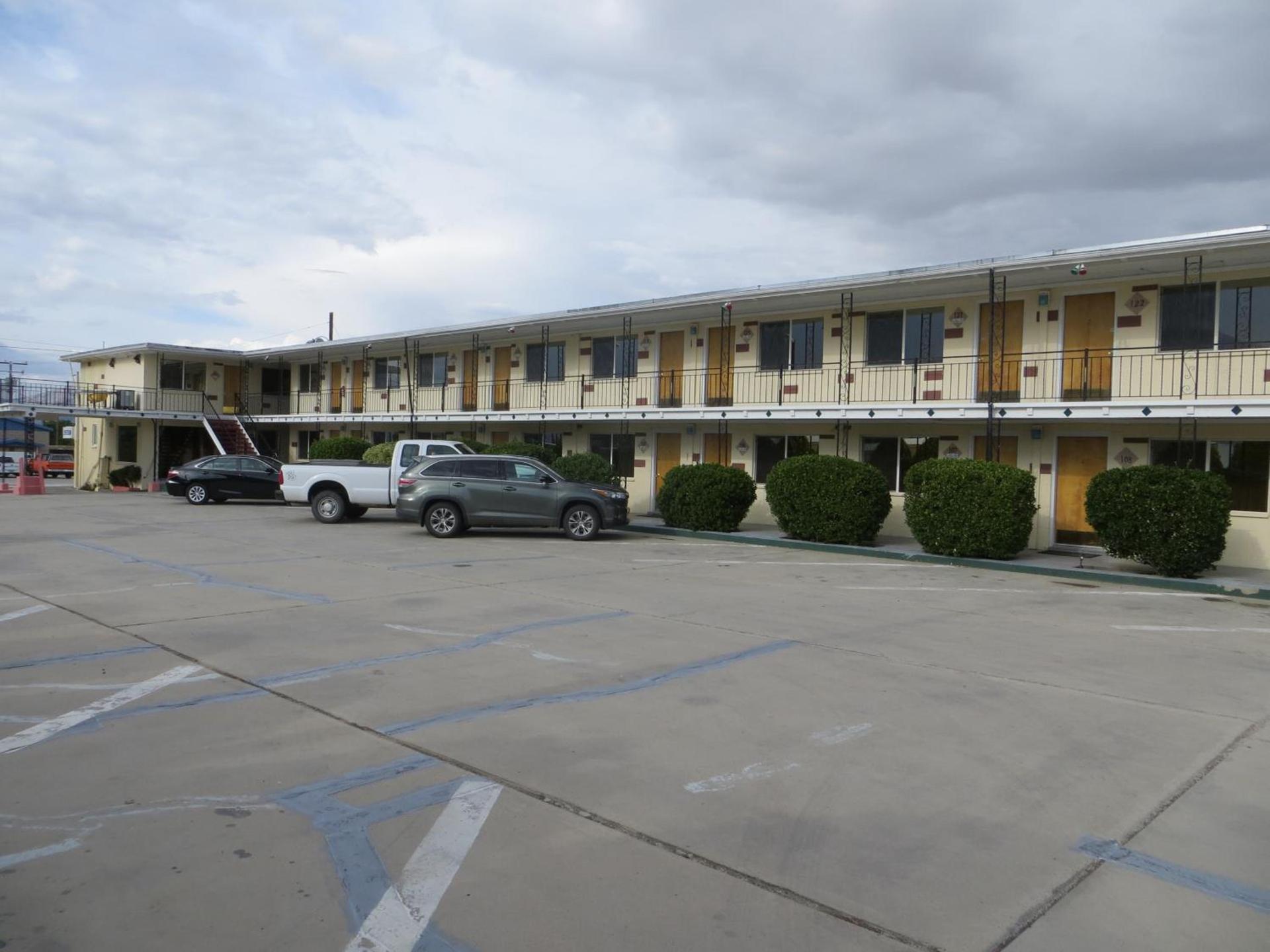Holiday Lodge photo 3