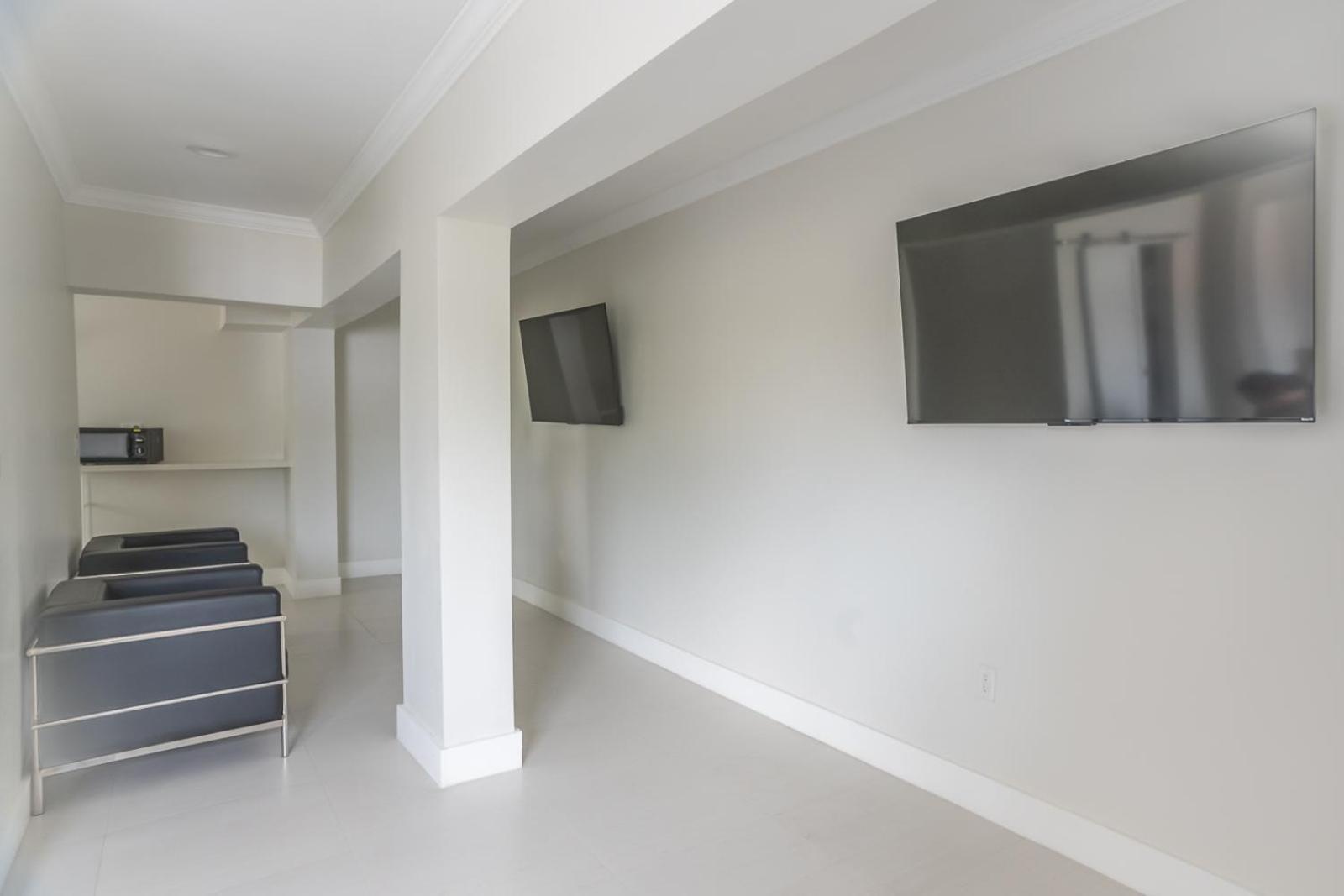 The Biscayne Hotel photo 41