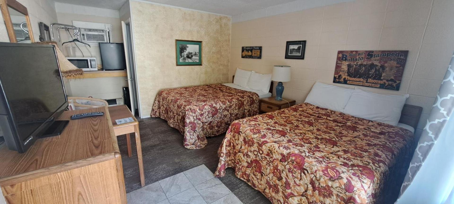 Windsor Motel photo 25