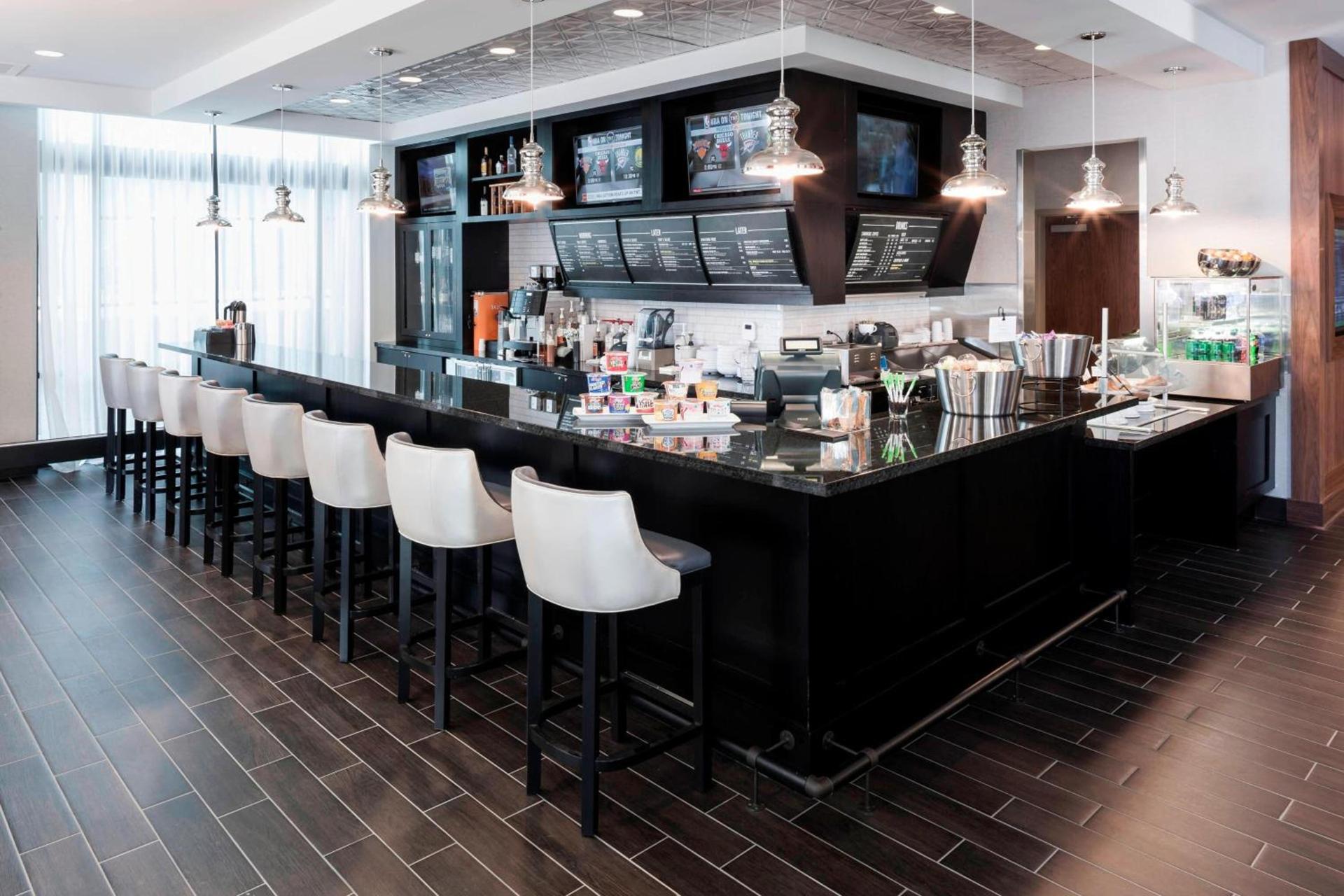 Courtyard by Marriott Richmond Downtown photo 20
