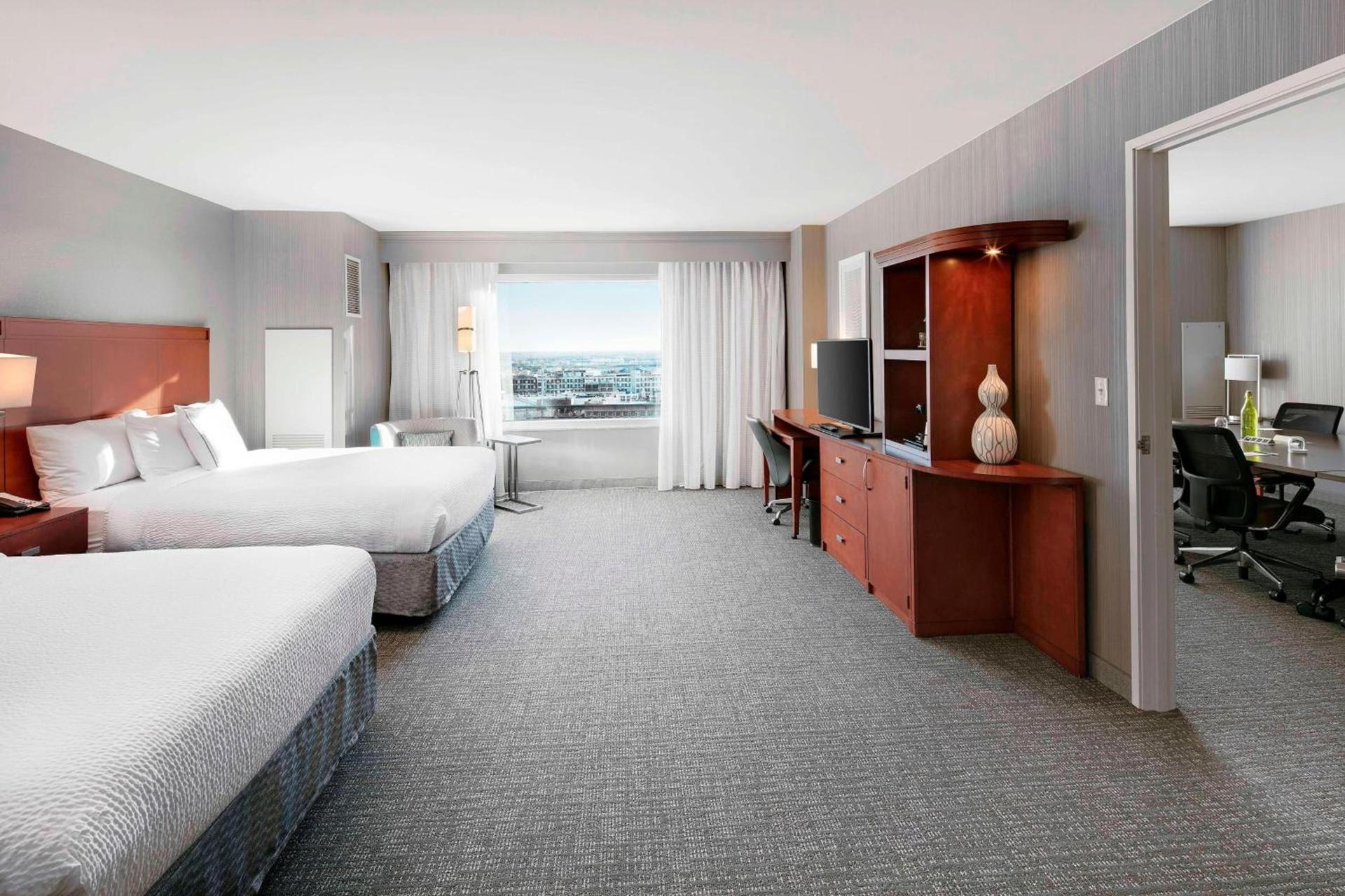 Courtyard by Marriott Indianapolis Downtown photo 21