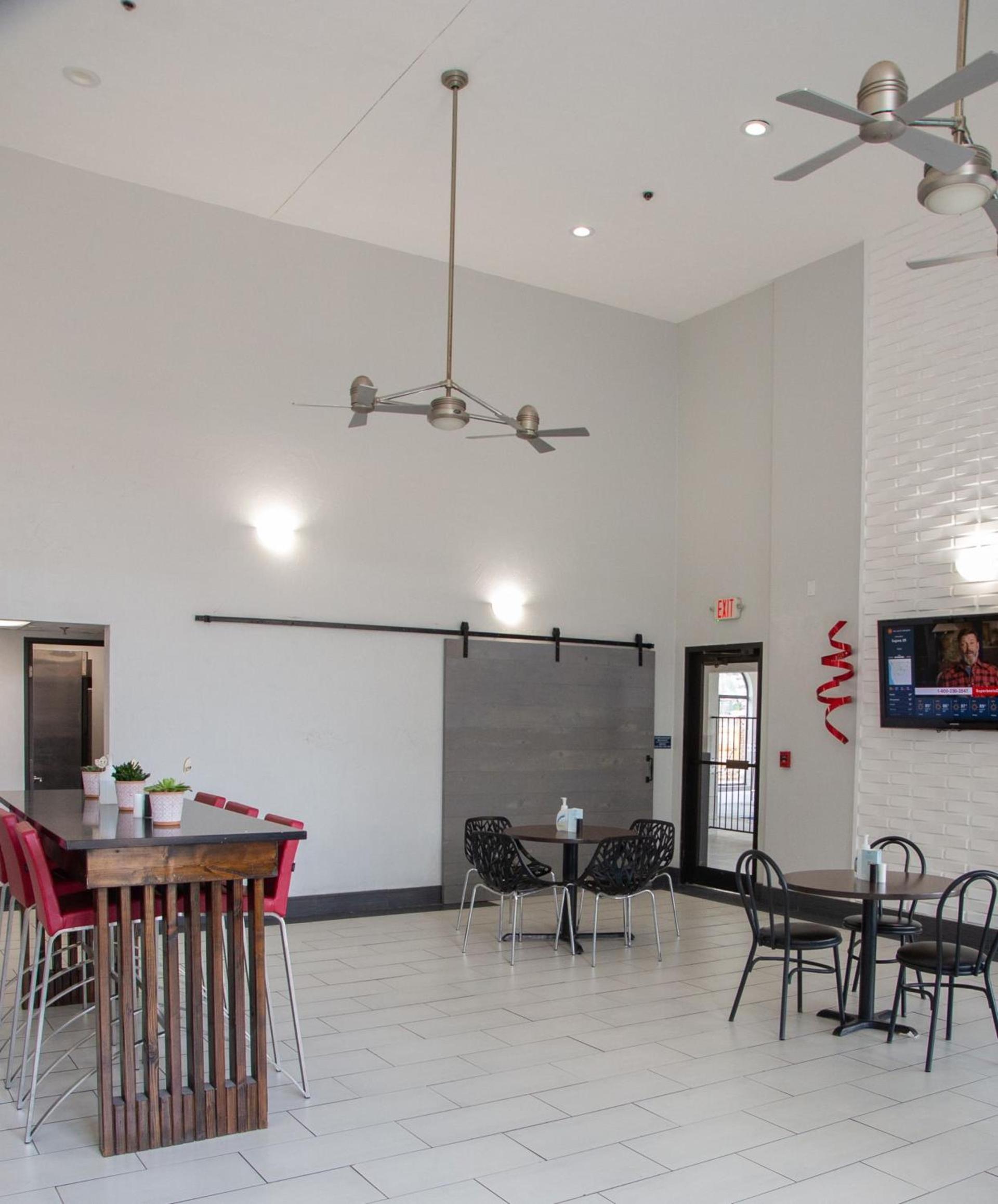 Days Inn by Wyndham Amarillo - Medical Center photo 17
