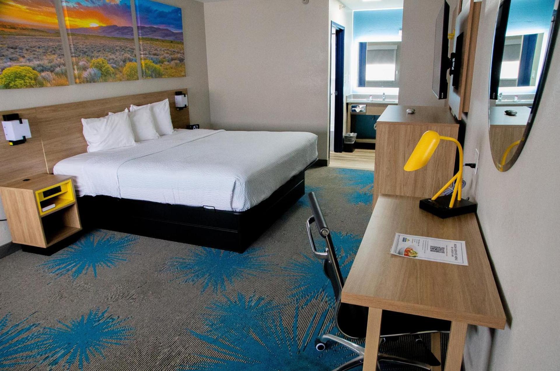 Days Inn by Wyndham Amarillo - Medical Center photo 26