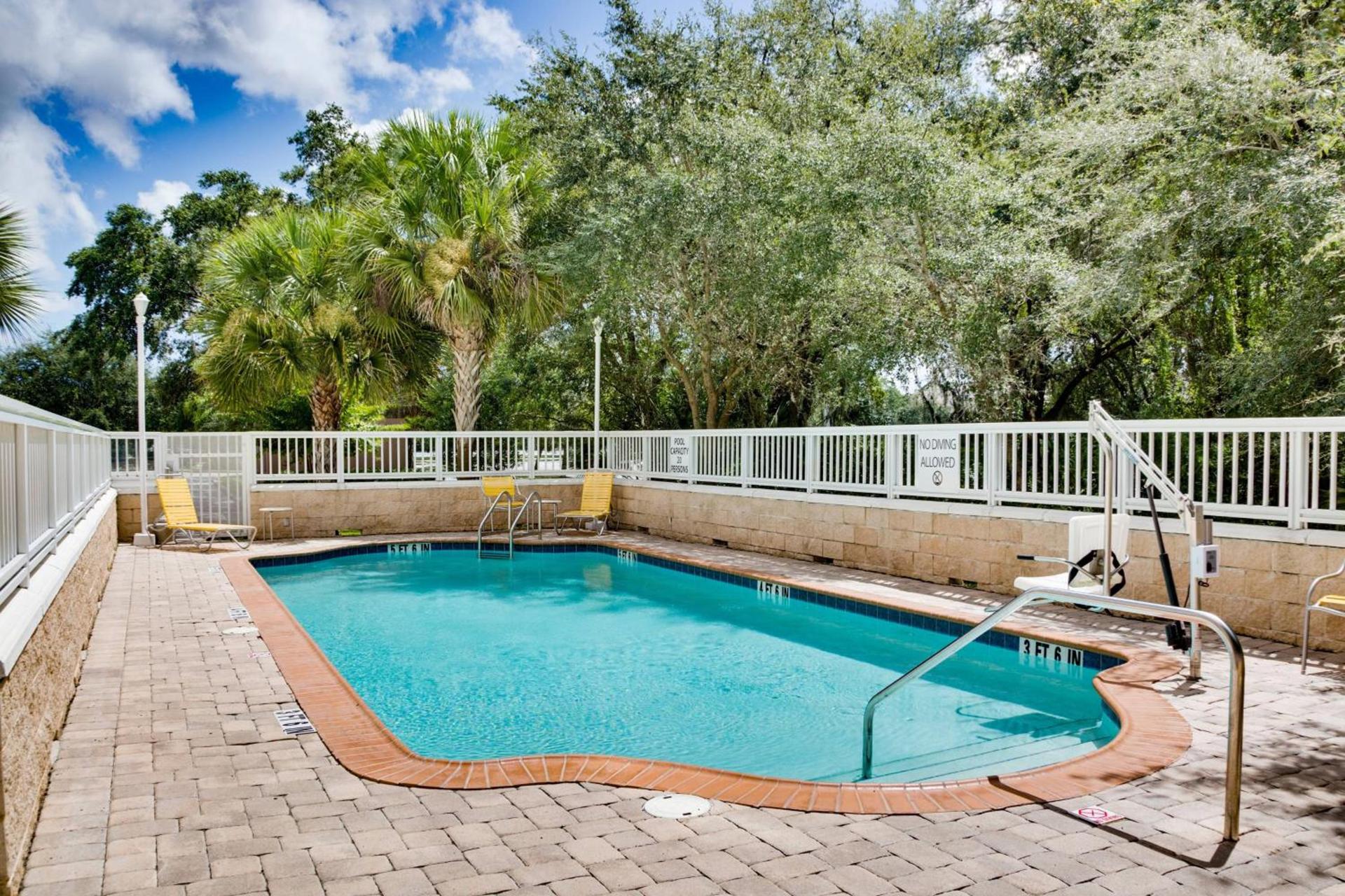 Fairfield by Marriott Inn & Suites Melbourne West/Palm Bay photo 2