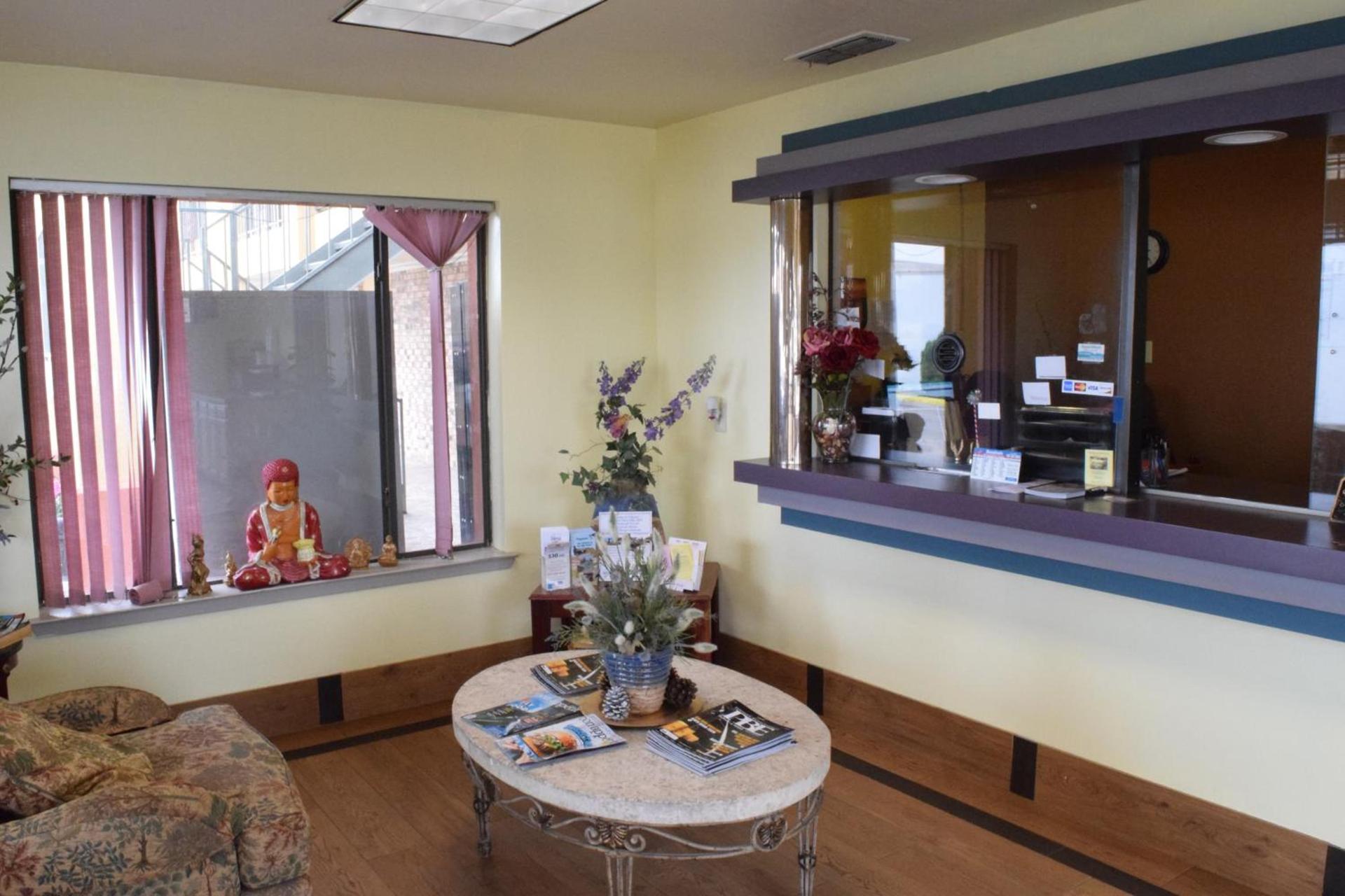 Delux Inn photo 9
