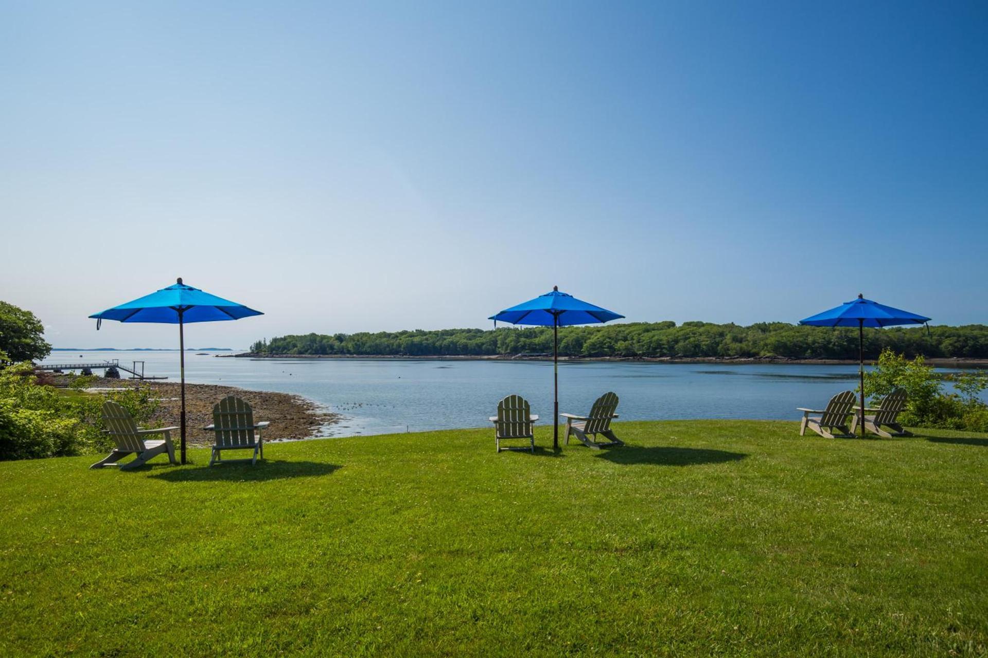 Strawberry Hill Seaside Inn photo 9