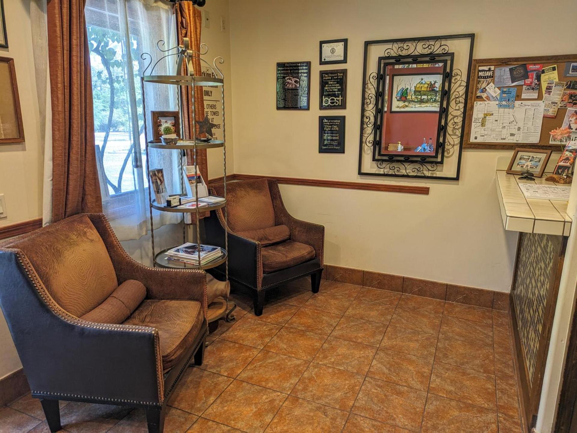 Los Arboles Hotel photo 7