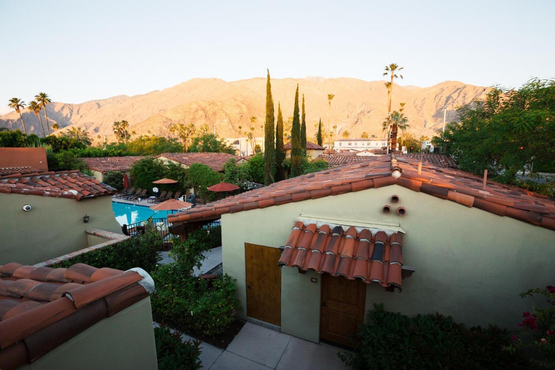 Los Arboles Hotel photo 1