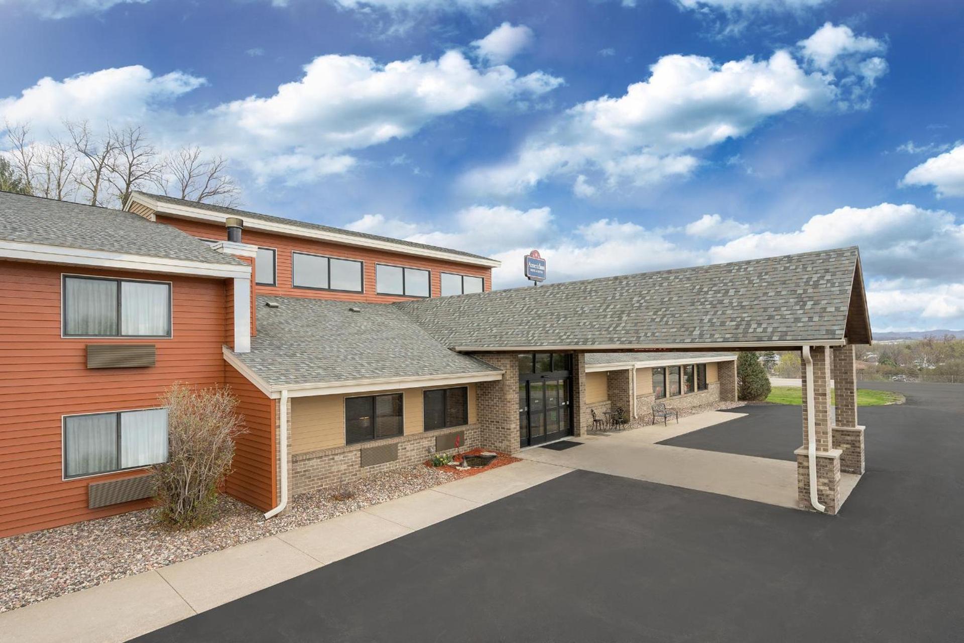 AmericInn by Wyndham West Salem photo 12
