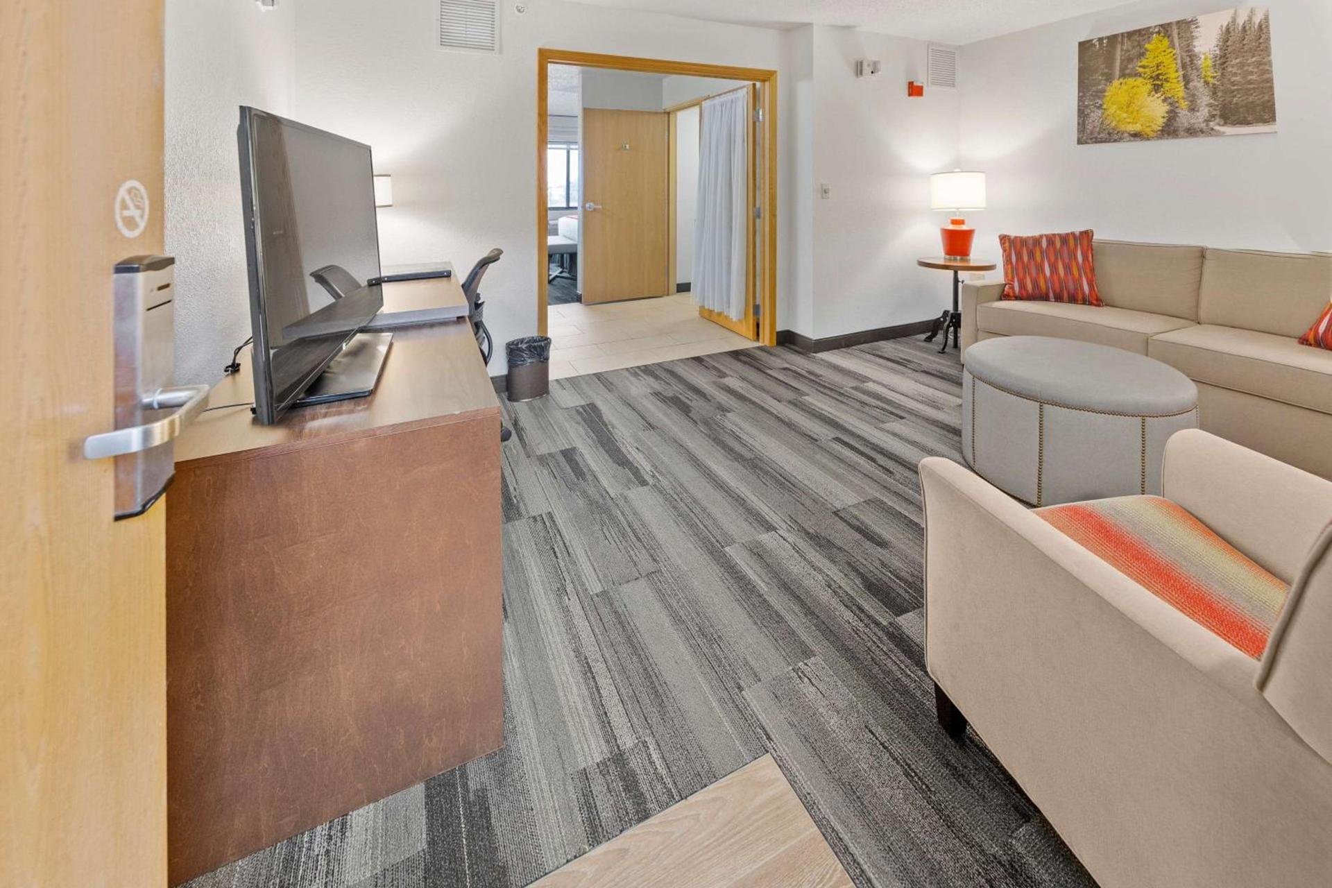 Best Western Plus McCall Lodge and Suites photo 28