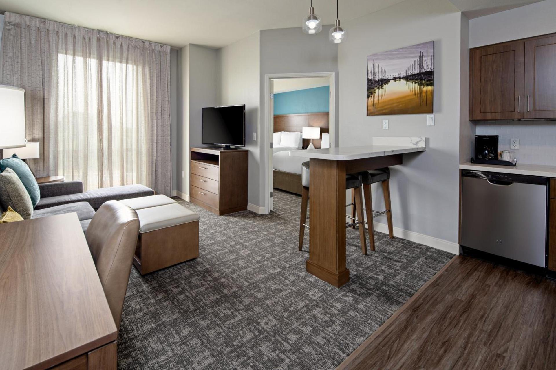 Staybridge Suites - Long Beach Airport by IHG photo 79