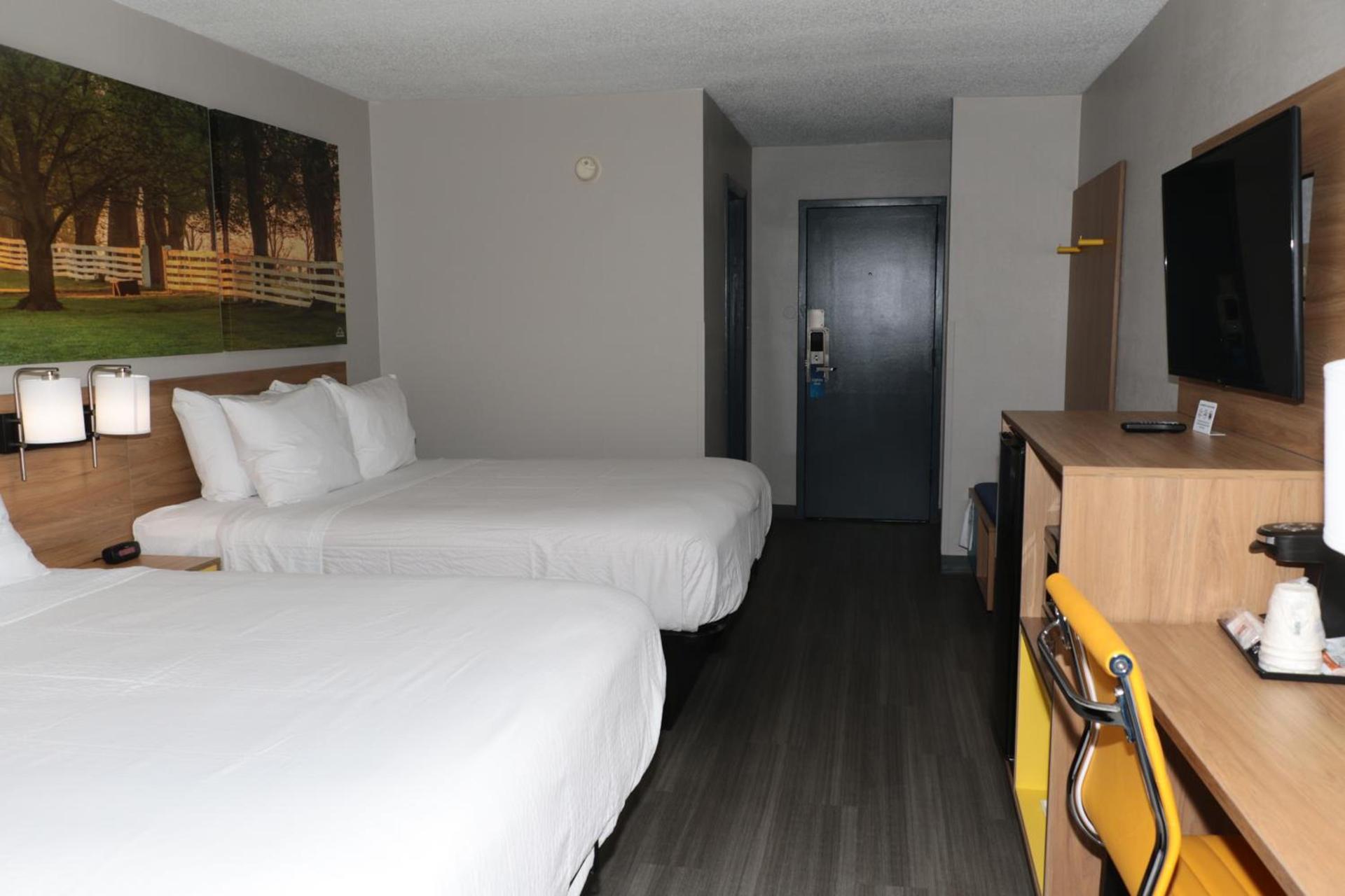 Days Inn by Wyndham Farmville photo 21