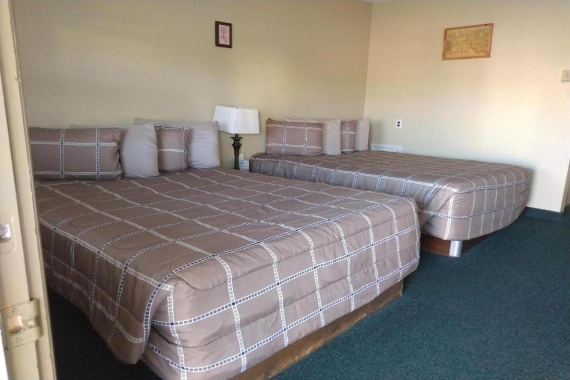 Love Hotels Murdo by OYO on Interstate 90 photo 9