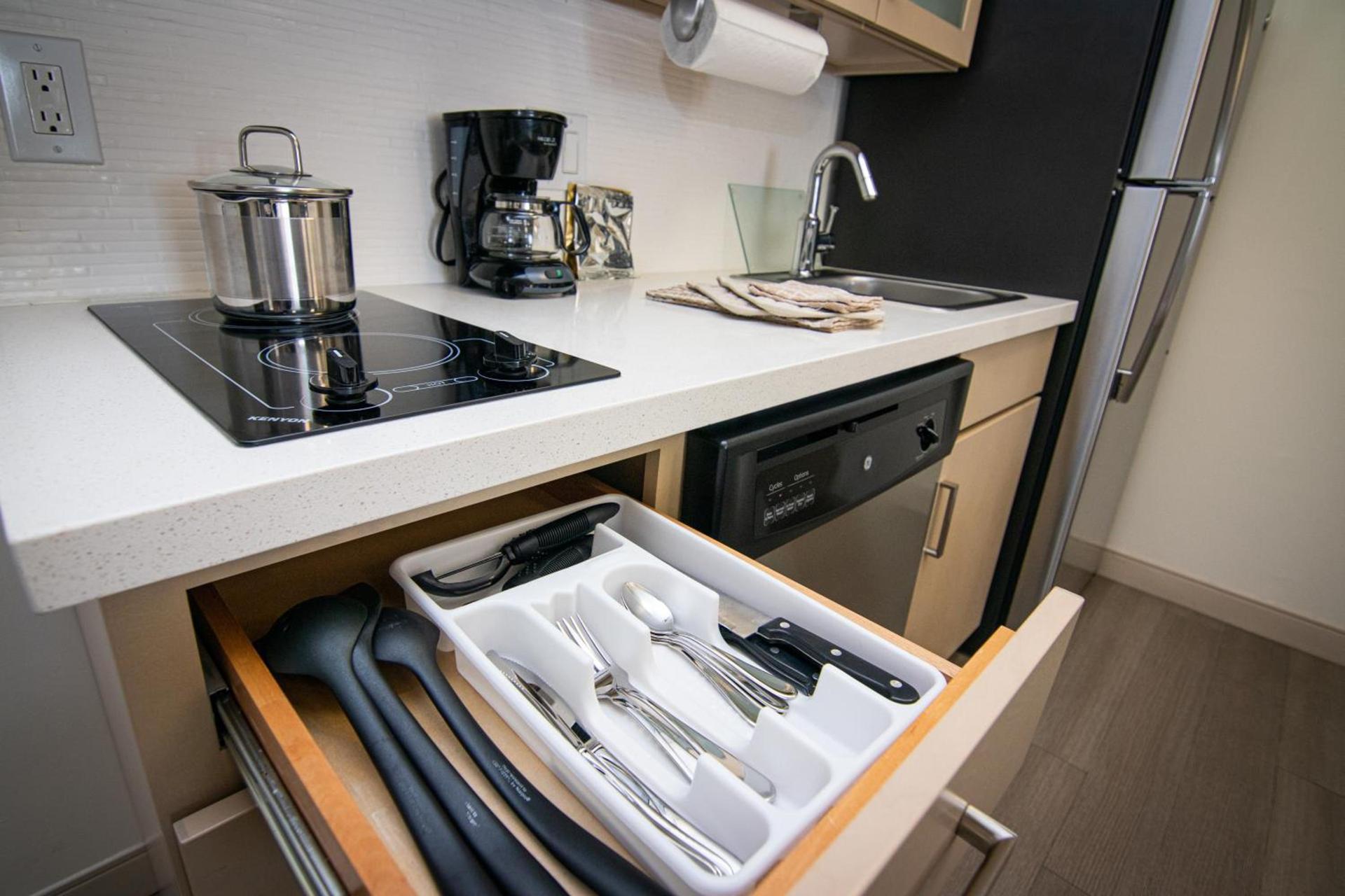 Candlewood Suites Miami Intl Airport - 36th St by IHG photo 11