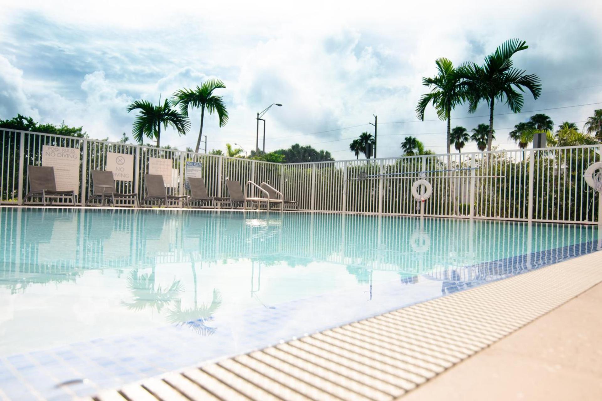 Candlewood Suites Miami Intl Airport - 36th St by IHG photo 3