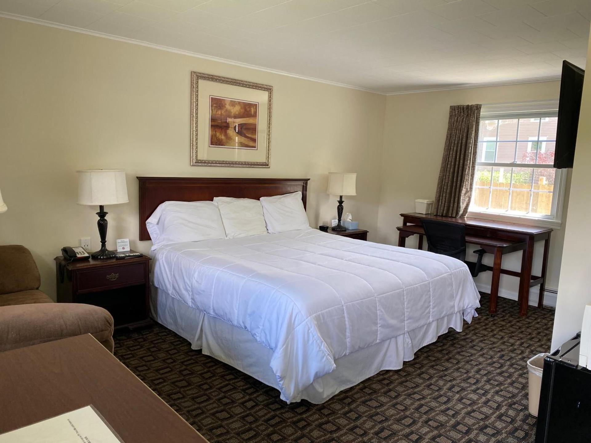 Villager Motel photo 33