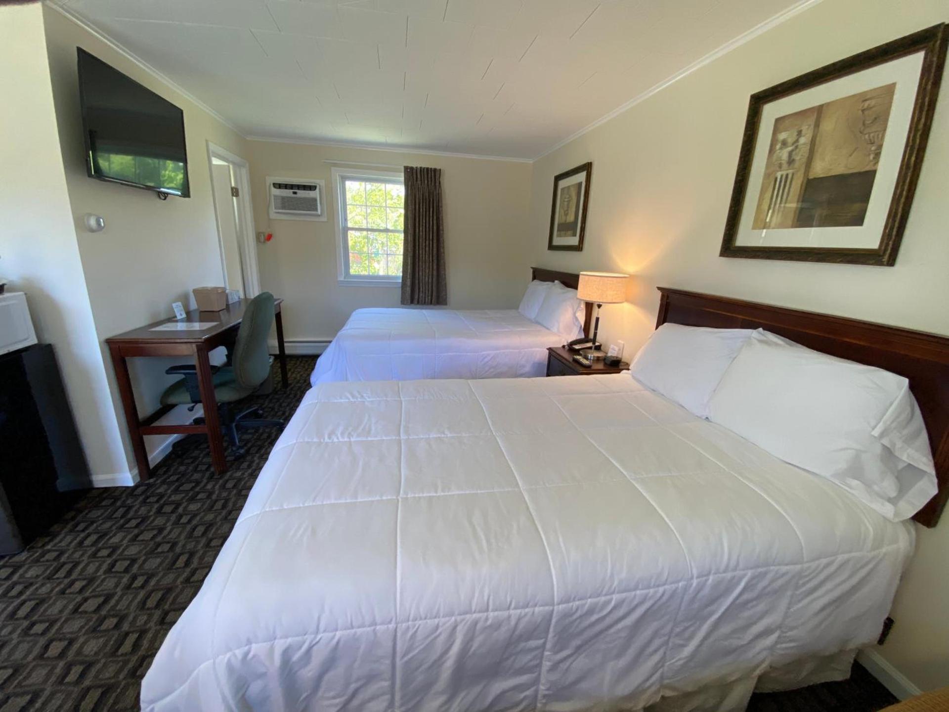Villager Motel photo 4