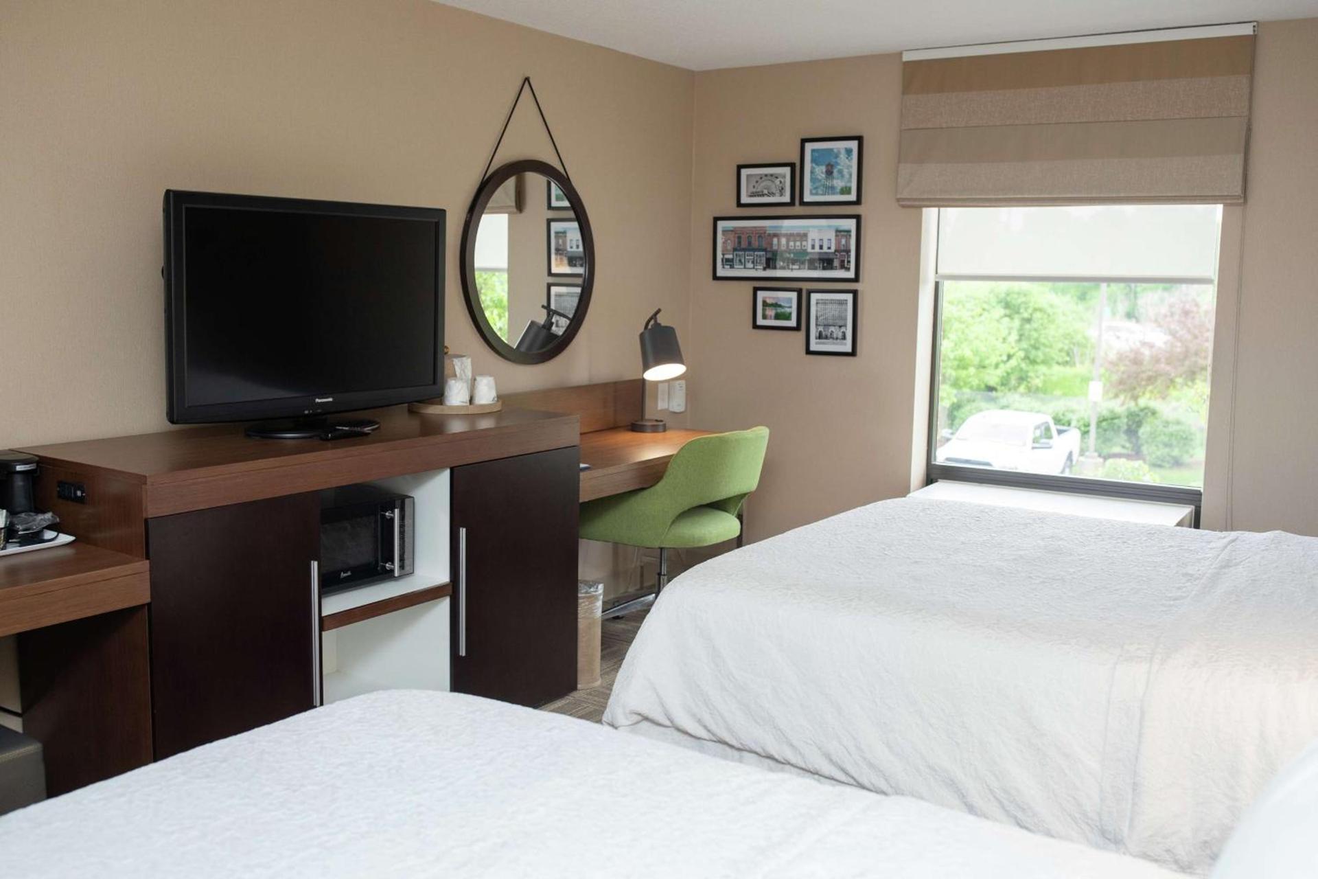 Hampton Inn Commerce/Novi photo 20